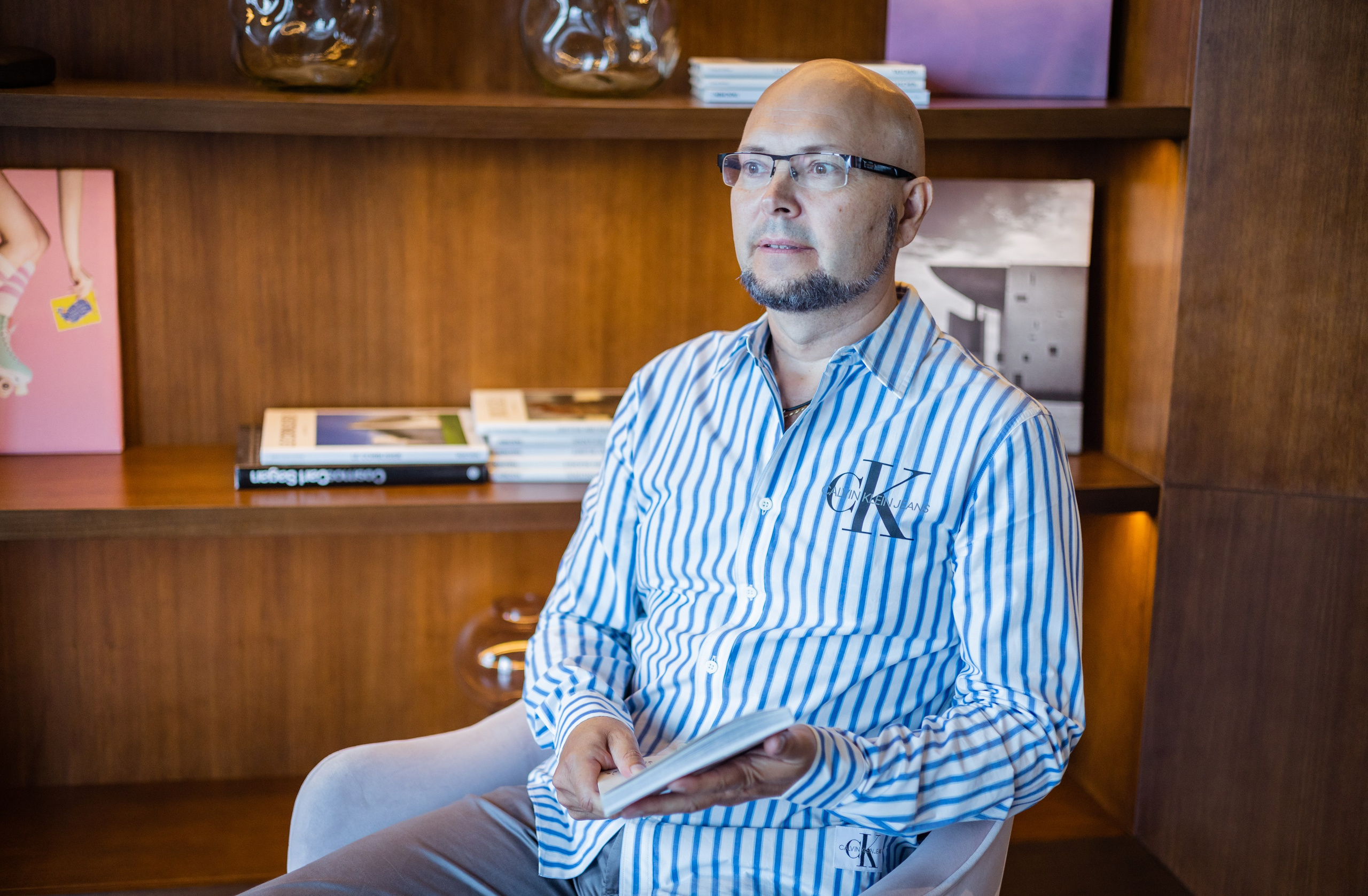 Konstantin psychologist -content for social media. Family, portrait, content photo in Costa Rica Evgeniya Besprozvannykh