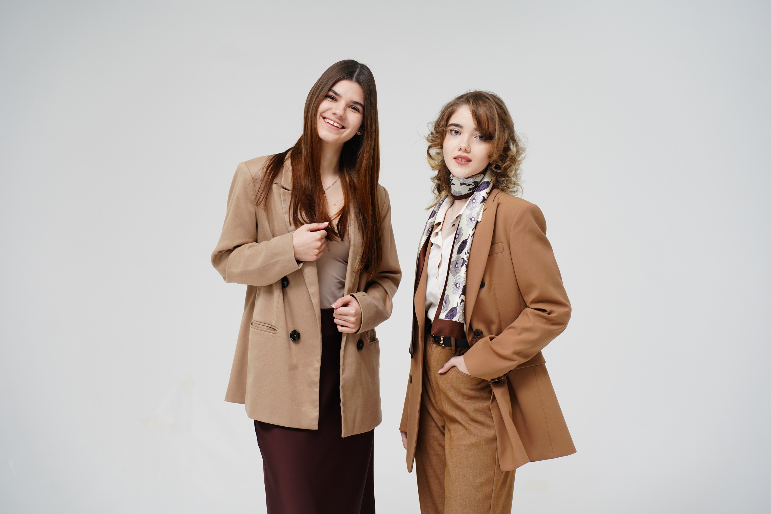 Образы. MEMENTO.Выпускные альбомы, школьные, юбилейные и другие книги. Ростов-на-Дону