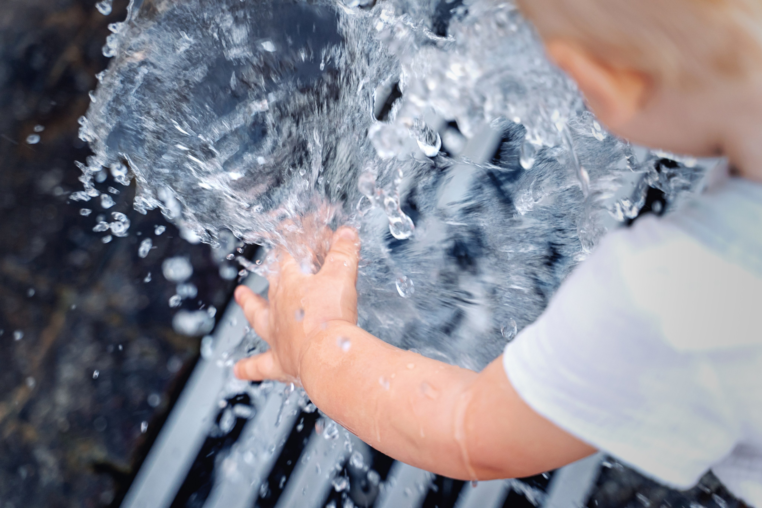 Семейная прогулка в парке Музеон на закате. Фотограф \ Видеограф на Крещение, Венчание Москва| Семейные съемки