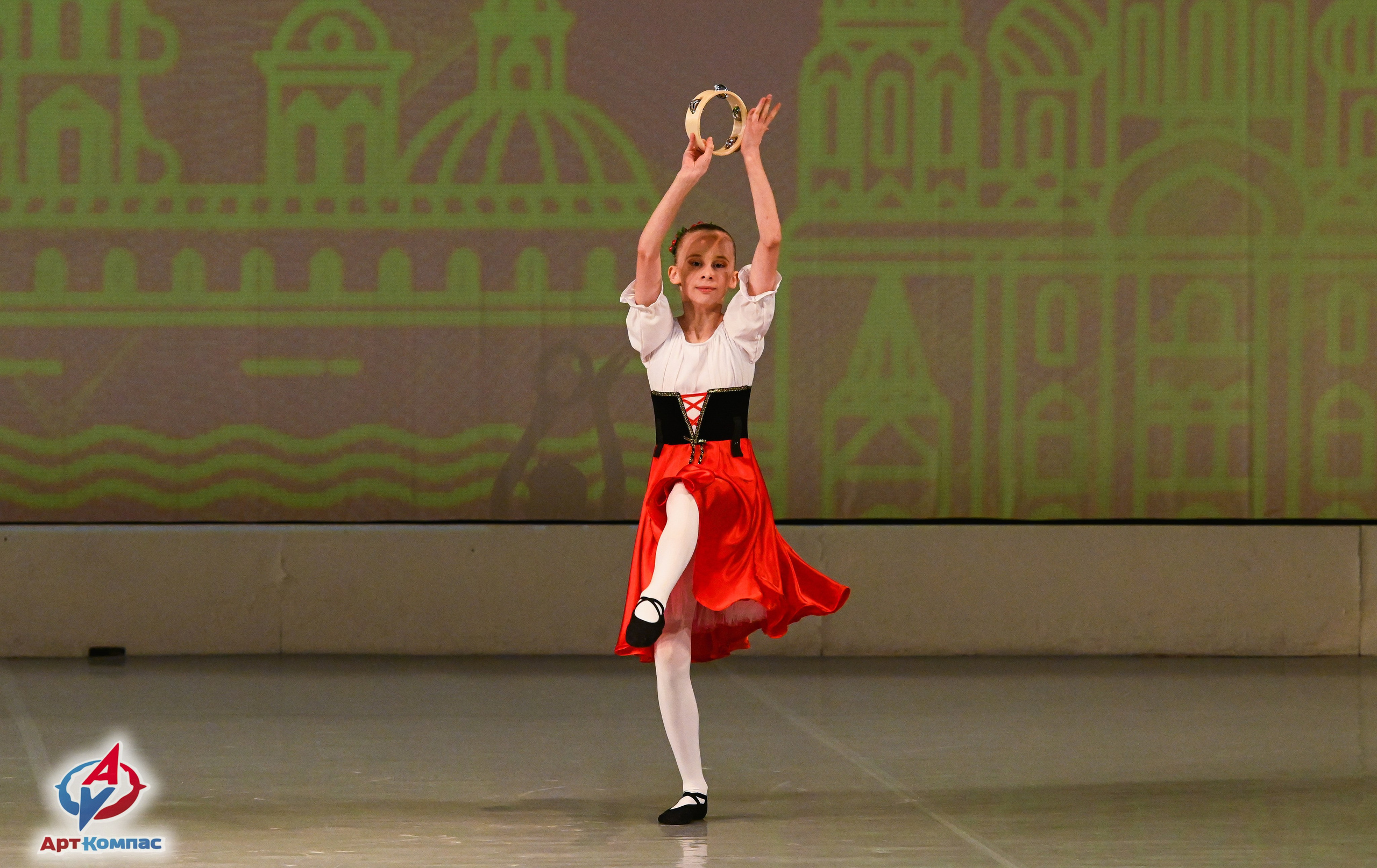 05.10.2025 Всероссийский фестиваль талантов «НЕВСКИЕ ВСТРЕЧИ» г. Санкт-Петербург. Медиастудия Фото Концепт