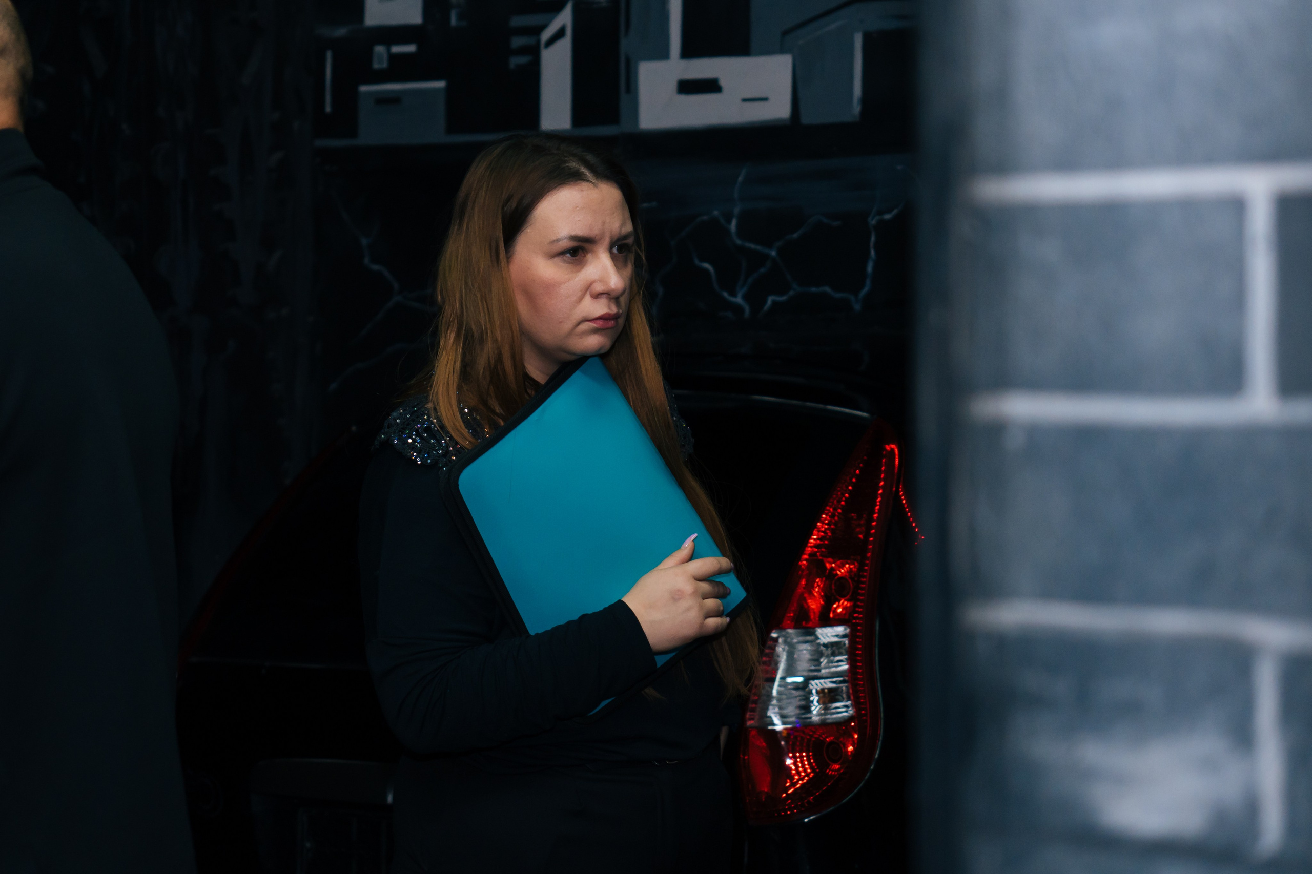 Квесты и праздники в Нелогике. Фотограф в Москве. Индивидуальные и парные съёмки, мероприятия, промо-съёмки для артистов