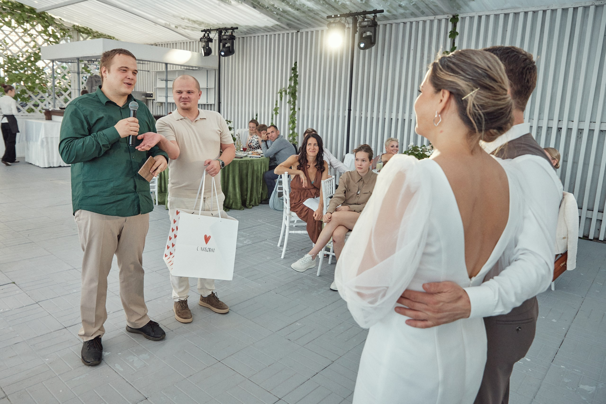 Счастье здесь. Свадебный фотограф Антон Артюшин. Работаю в Нижнем Новгороде и Москве