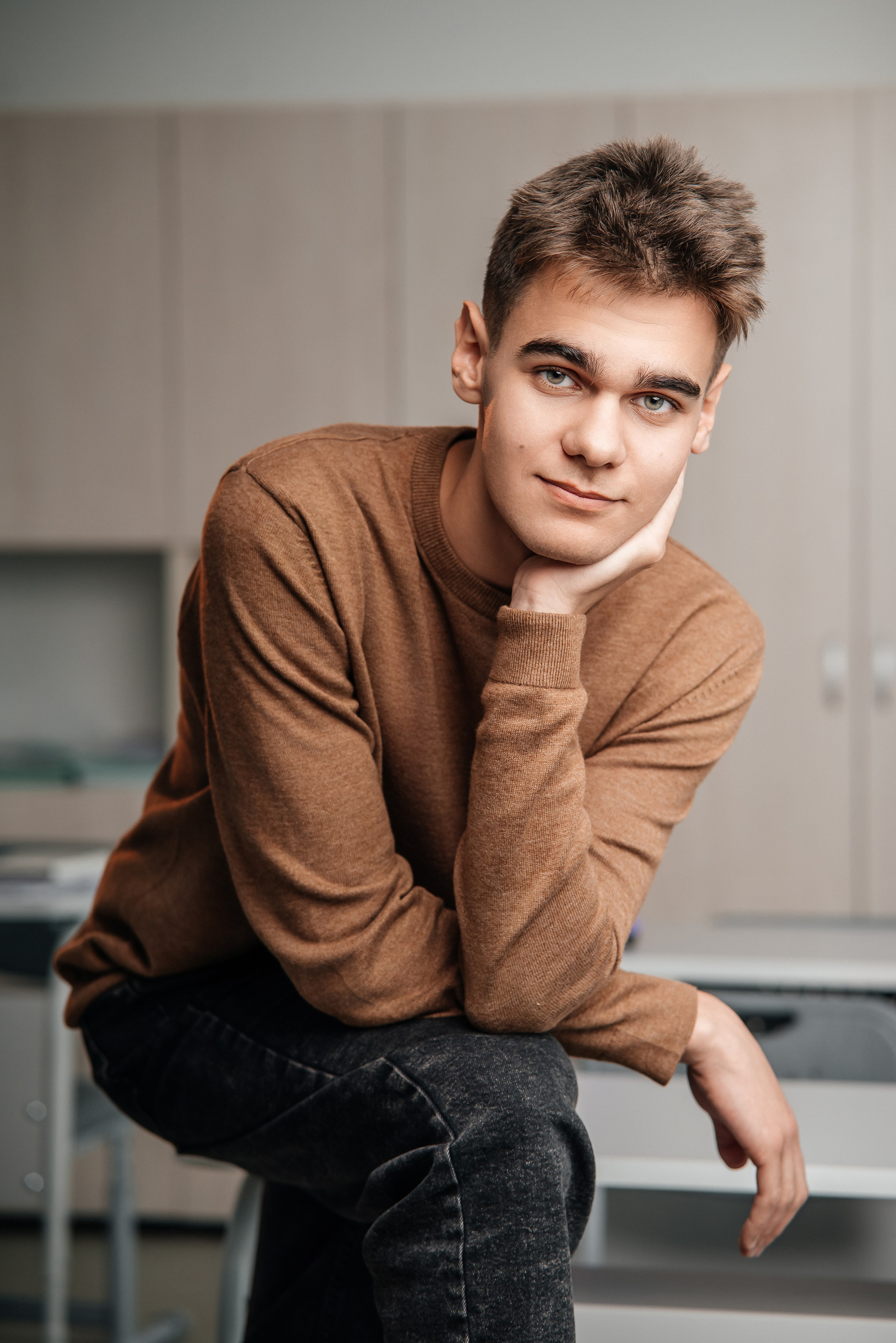 Портреты. Школьный фотограф в Валуйках. Фотосессии для выпускников и изготовление выпускных альбомов в городе Валуйки и в Белгородской области