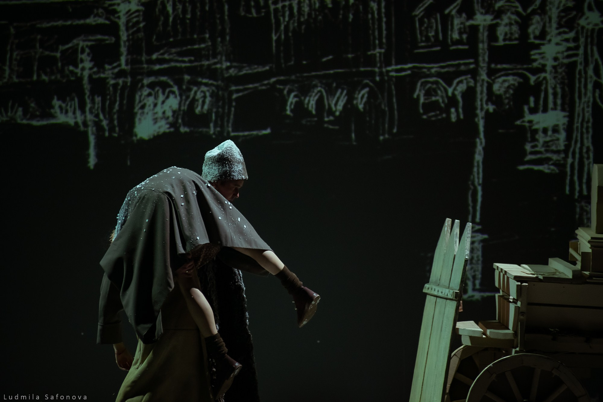 Весёлые ребята, театр на Таганке. Lucytheatre