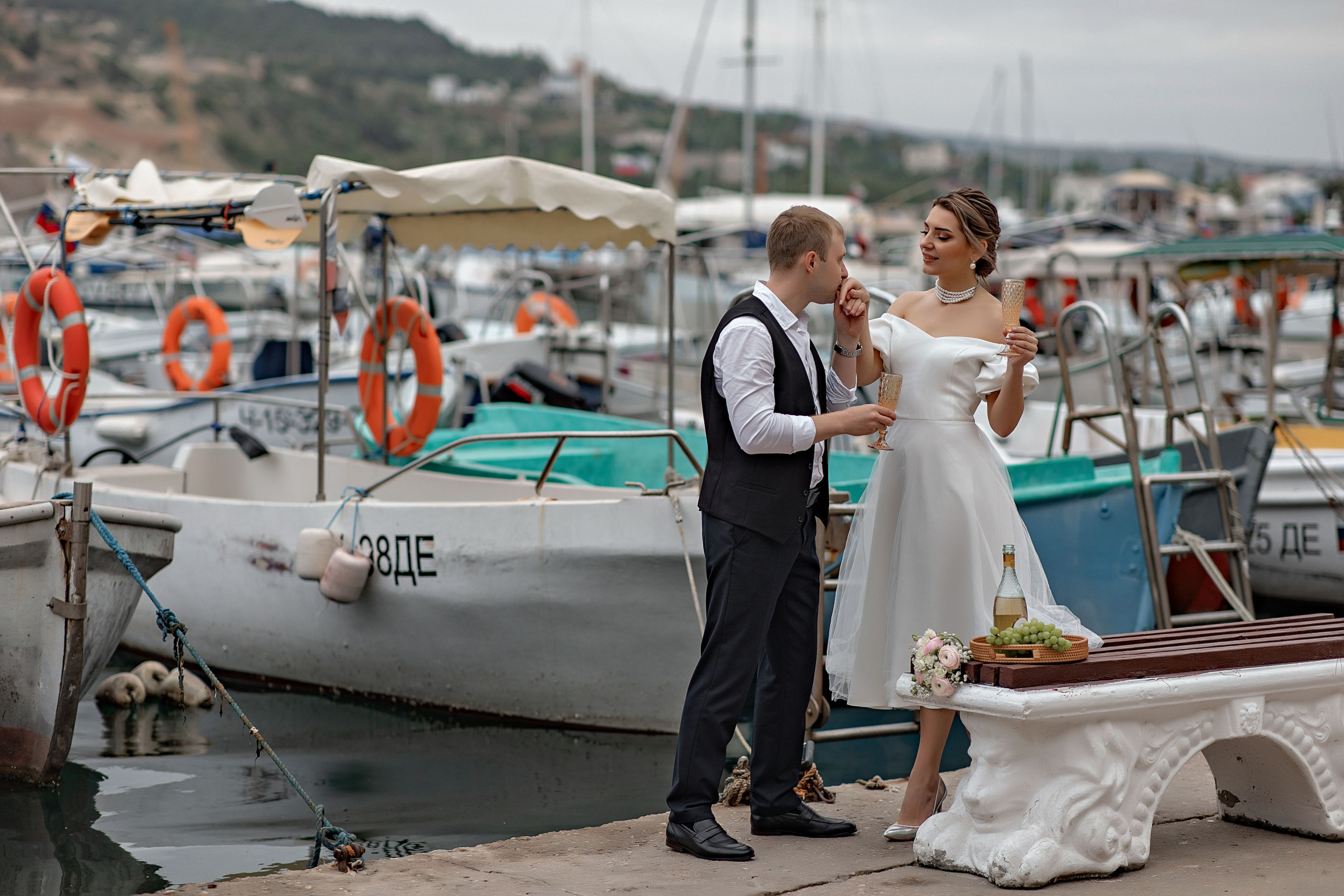 Свадьба для двоих. Фотограф-стилист Крым Прокат одежды в Крыму. Фотосессии в Крыму
