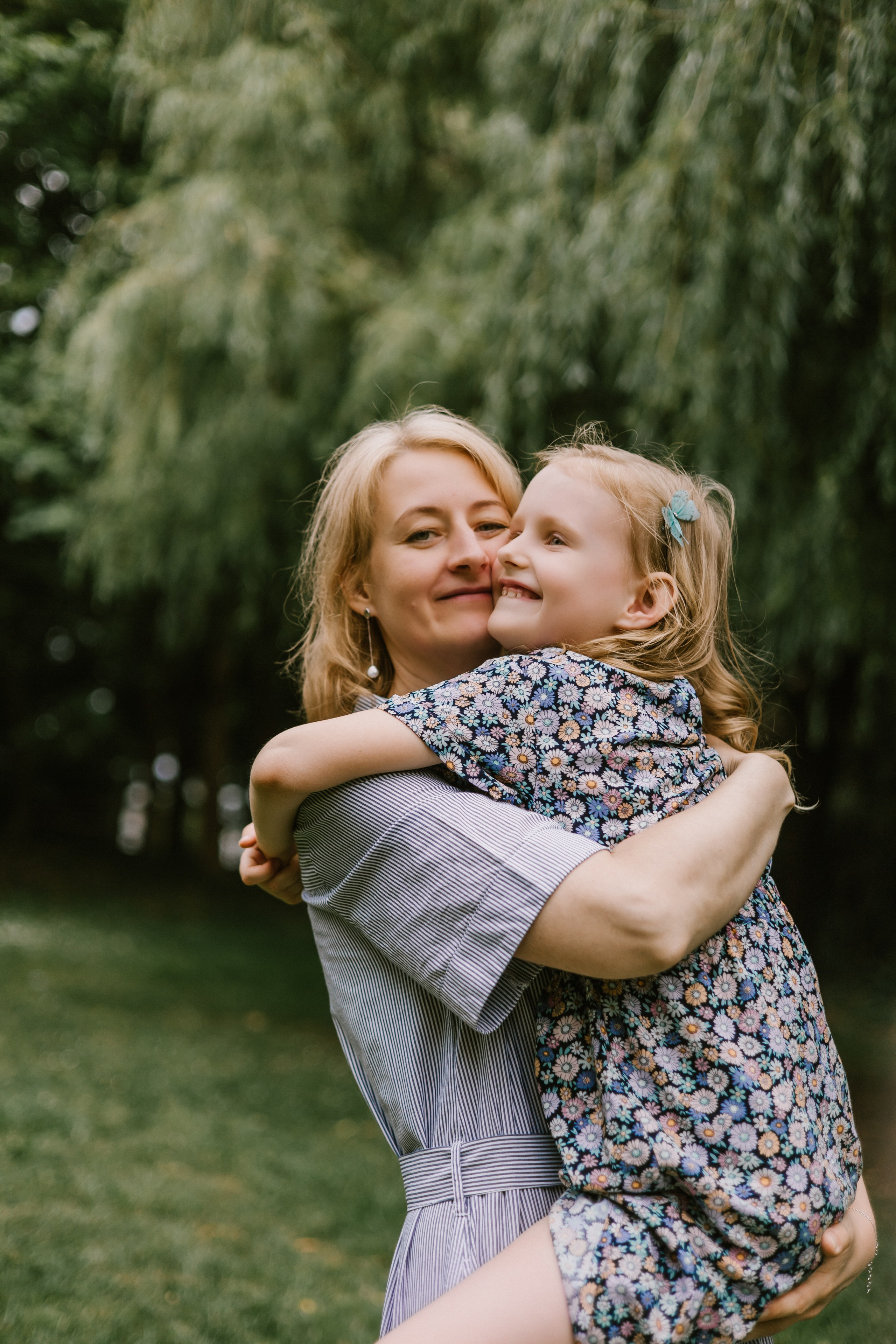 Juli. Wedding and family photographer OLGA KILVEIN