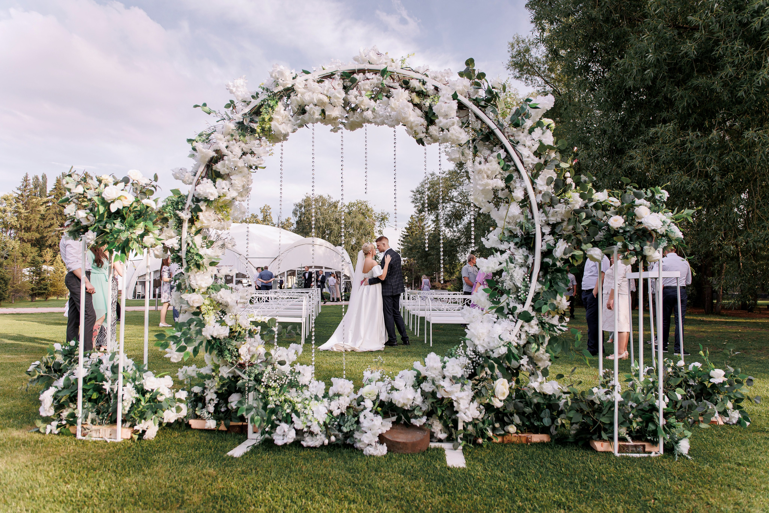 Екатерина и Евгений. Свадебный фотограф в Омске Яна Савина