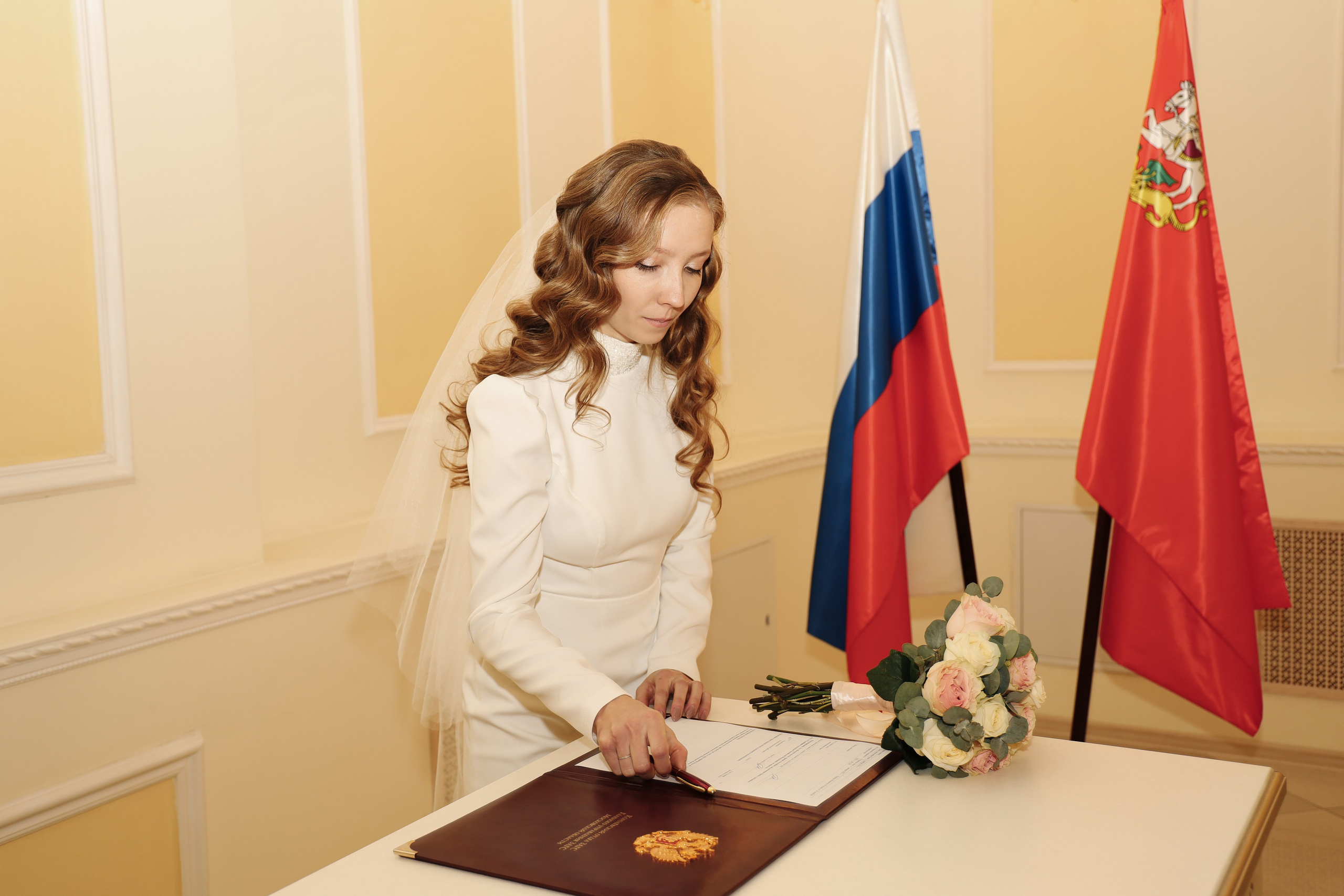 Ю. + Д. Роспись в г. Королёв, студийная лавстори. Семейный и lovestory фотограф в Москве Светлана Коняхина