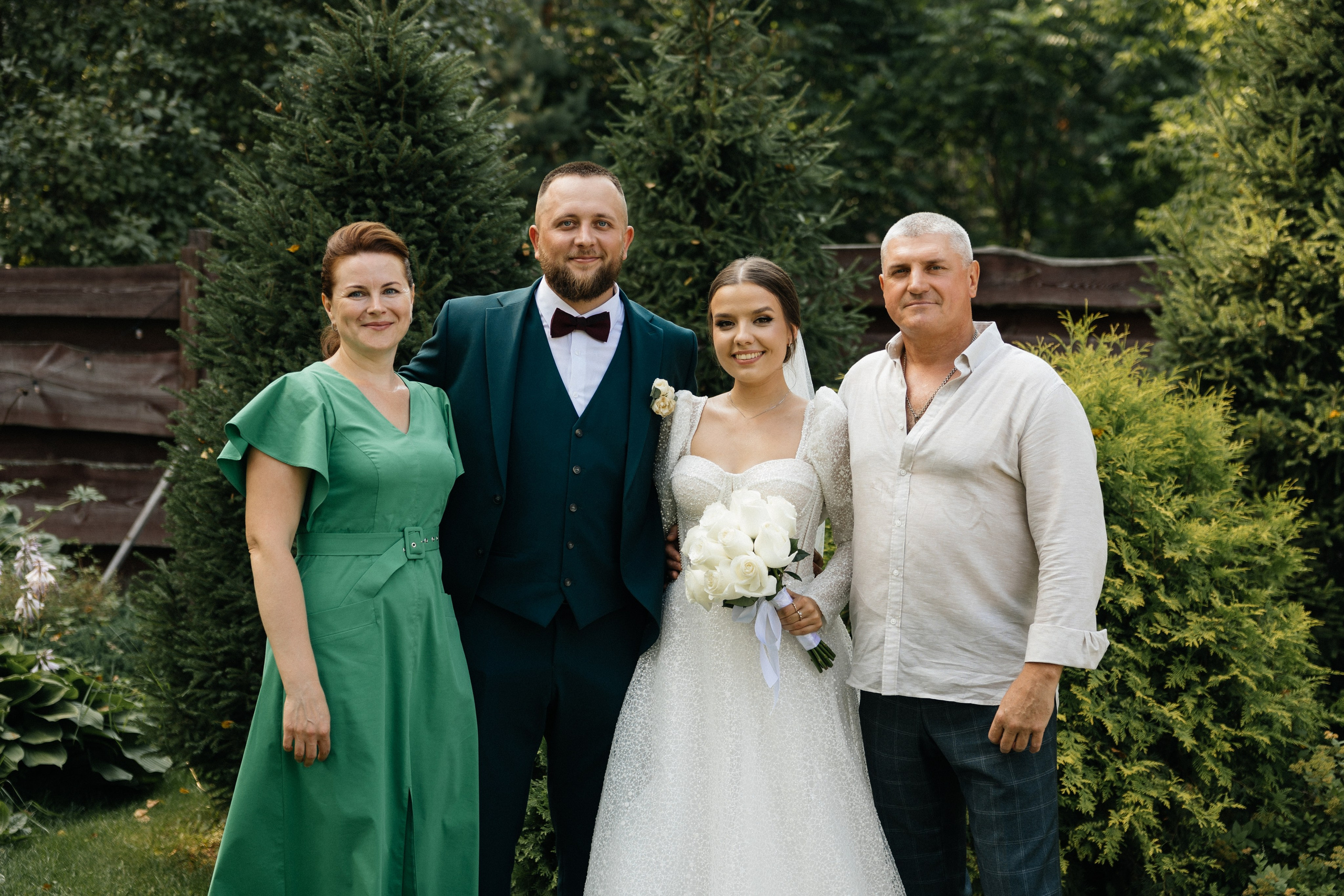 Свадебная история. Лесной Виладж. Свадебный и семейный фотограф Рассказова Виктория