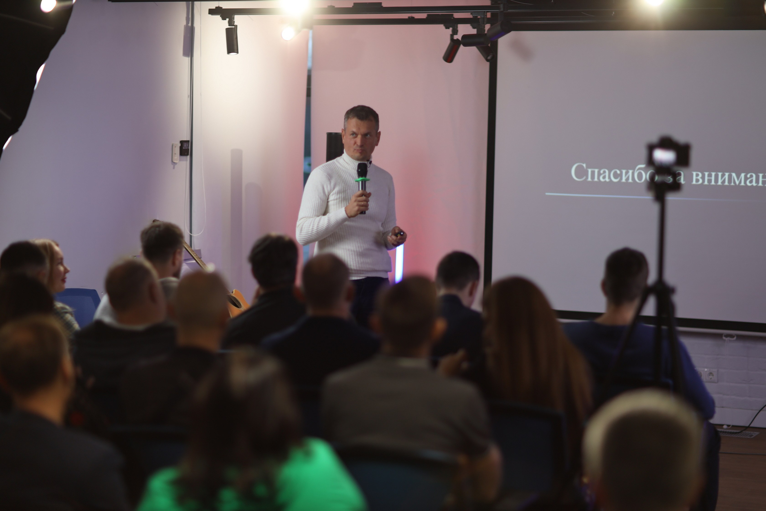 МастерМайнд 1.2. Съемка в студии под ваш запрос, студийные съемки, фотографии архитектурных объектов — Александр Евстигнеев — фотограф Москва