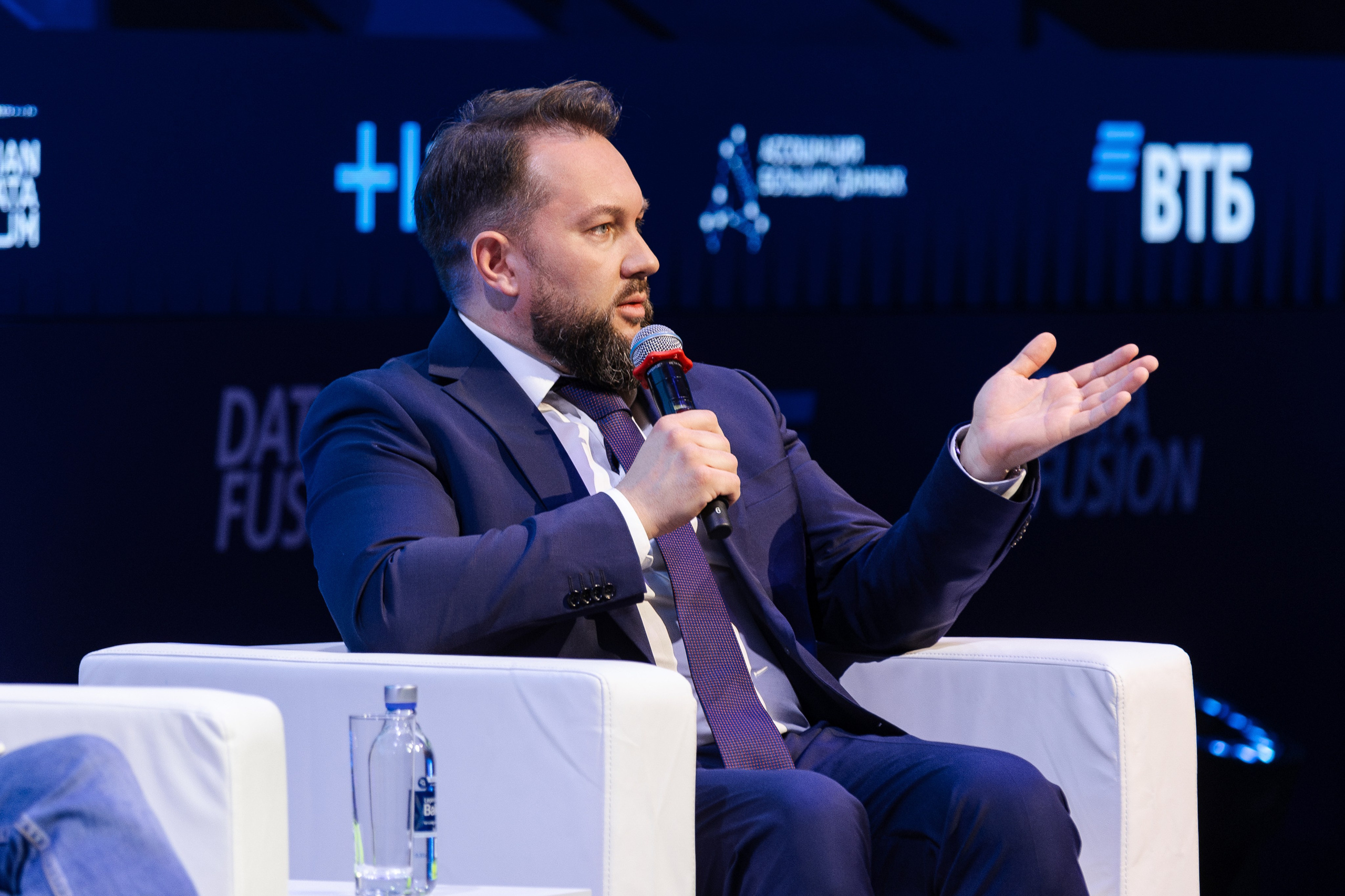 Data Fusion. Свадебный репортажный фотограф в Москве