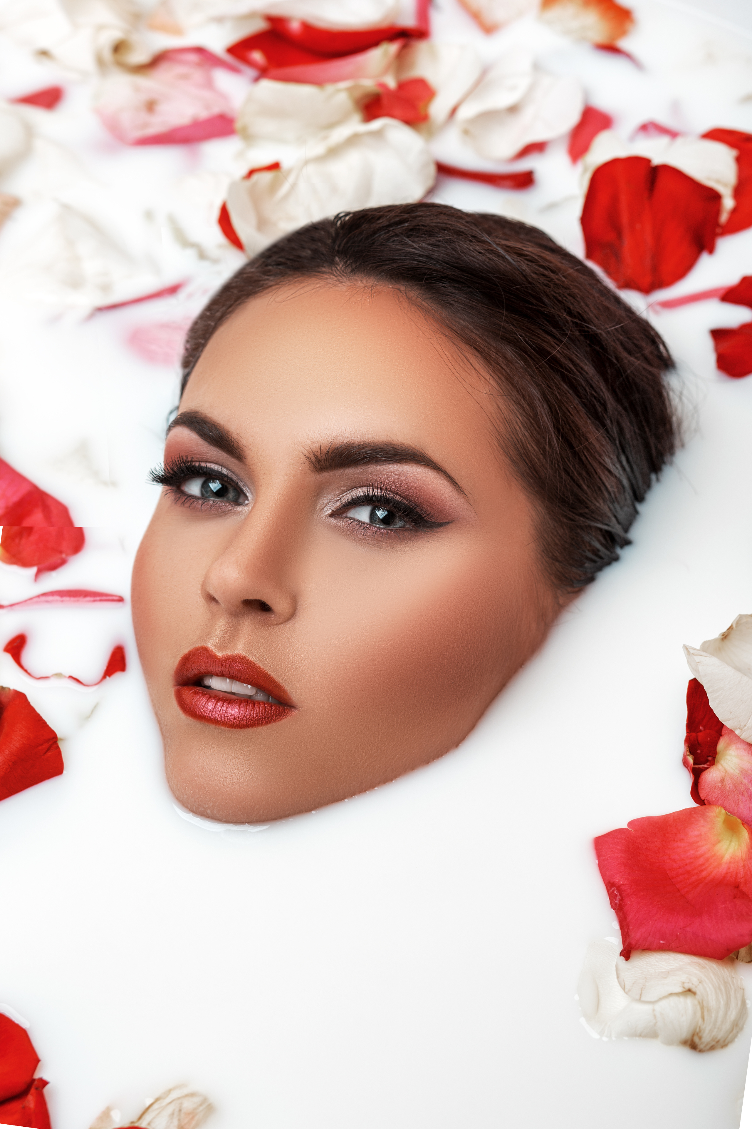 Rose in Milk. Свадебный и портретный фотограф из Санкт-Петербурга Геннадий Чистов