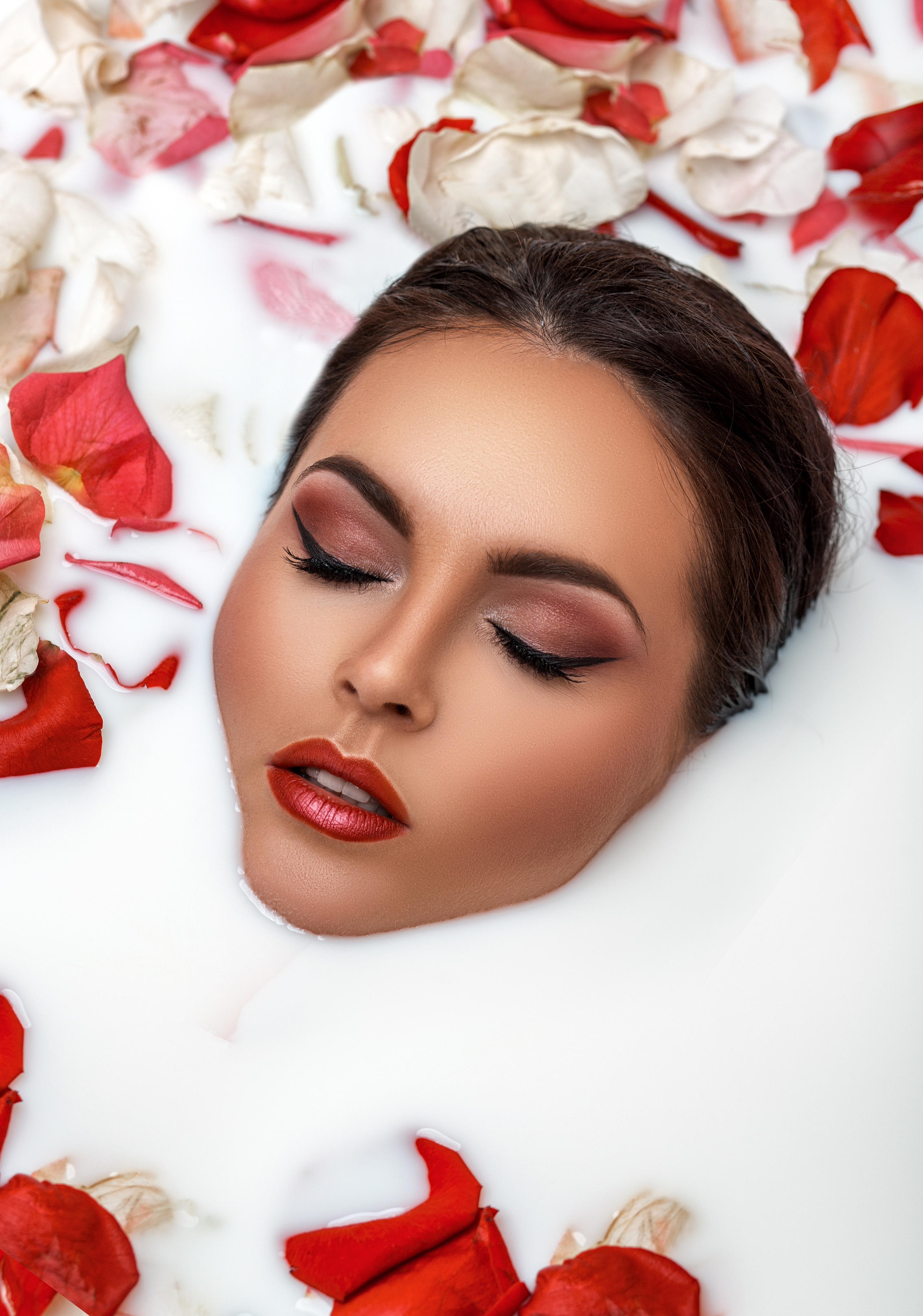 Rose in Milk. Свадебный и портретный фотограф из Санкт-Петербурга Геннадий Чистов