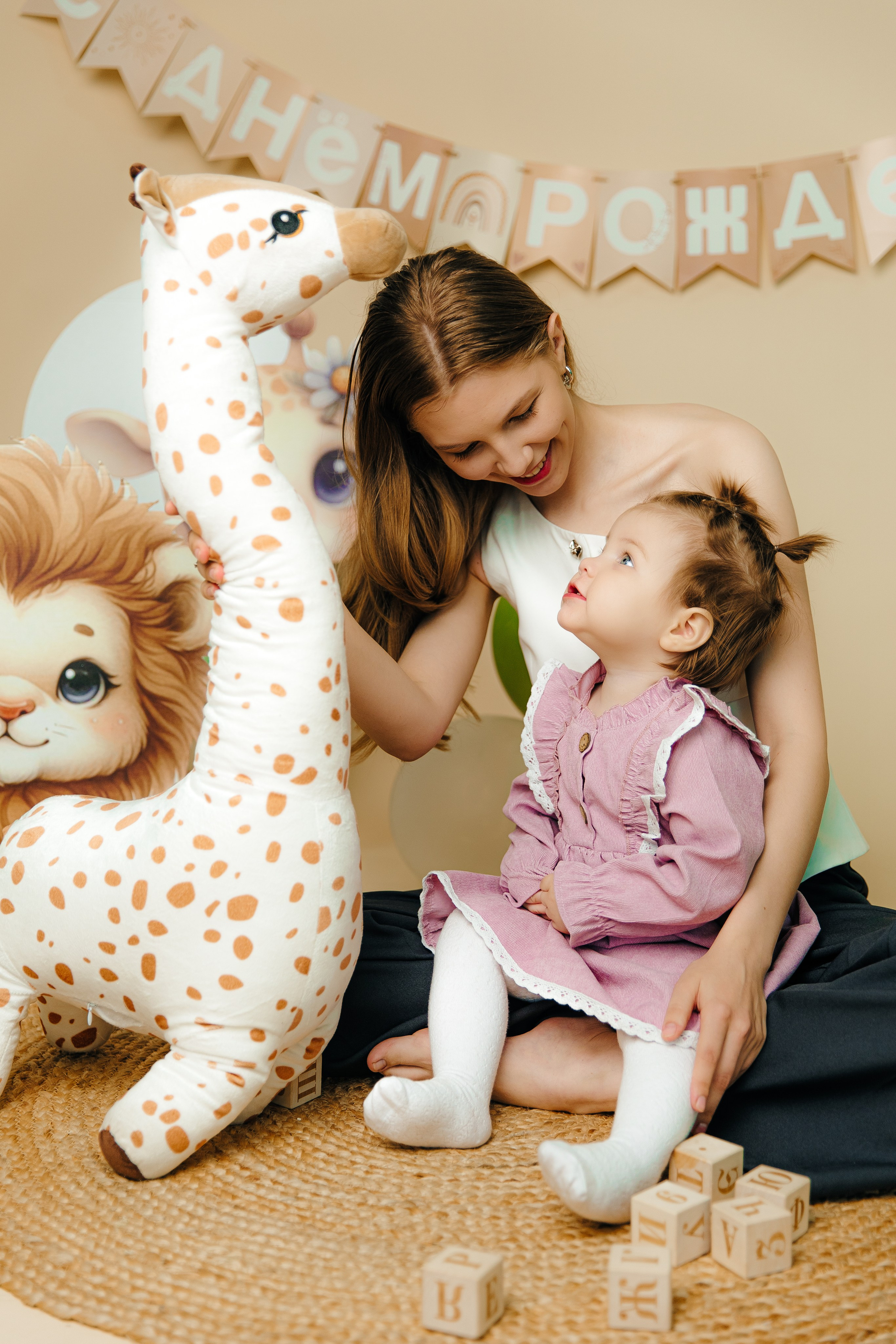 Варюше 1 годик. Свадебный фотограф Кропоткин Краснодар
