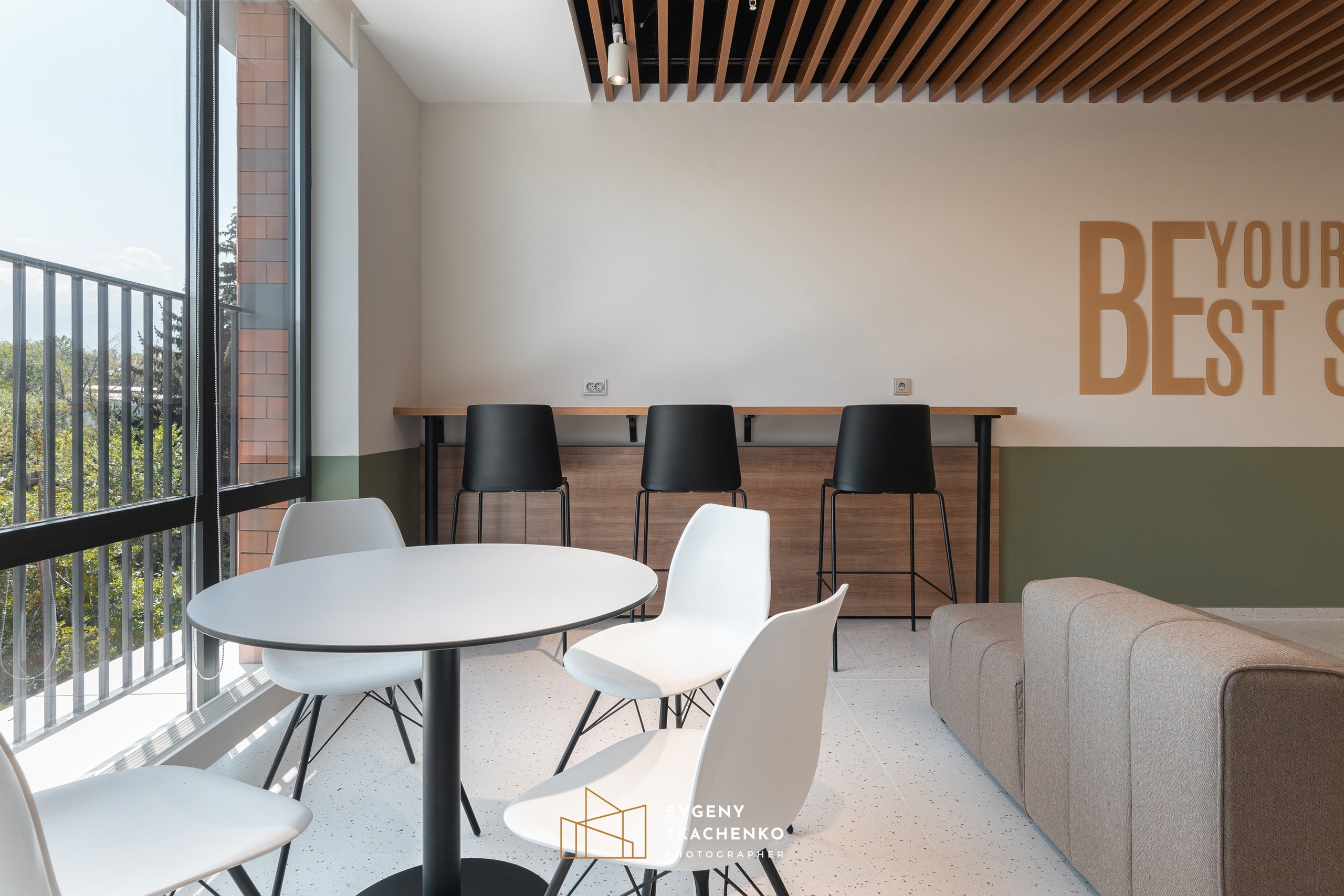 Общежитие университета NarXoz в Алматы. Архитектурный и интерьерный фотограф в Казахстане