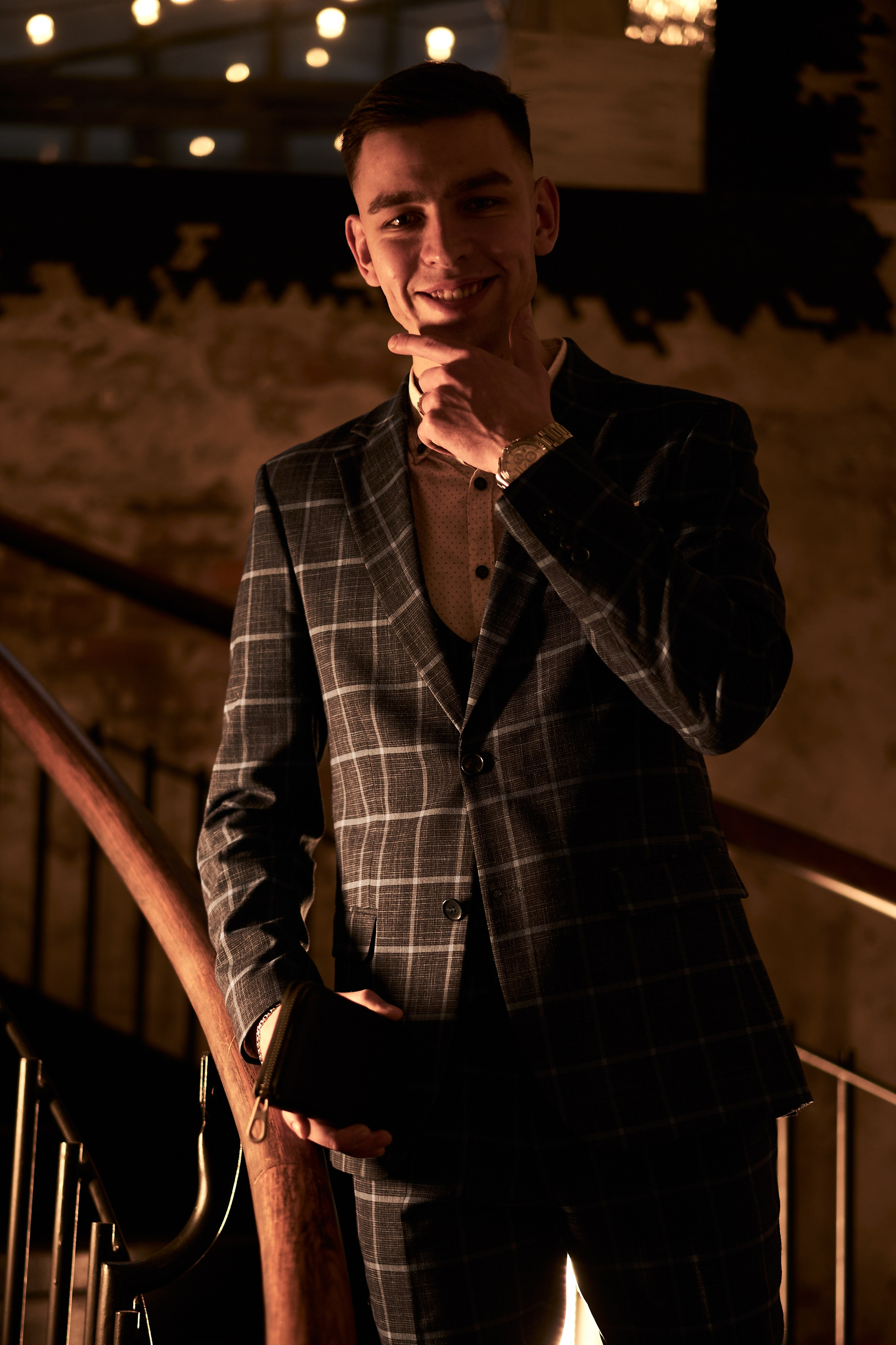 Мужская фотосессия ресторан. Фотограф Екатеринбург Кокшарова Александра