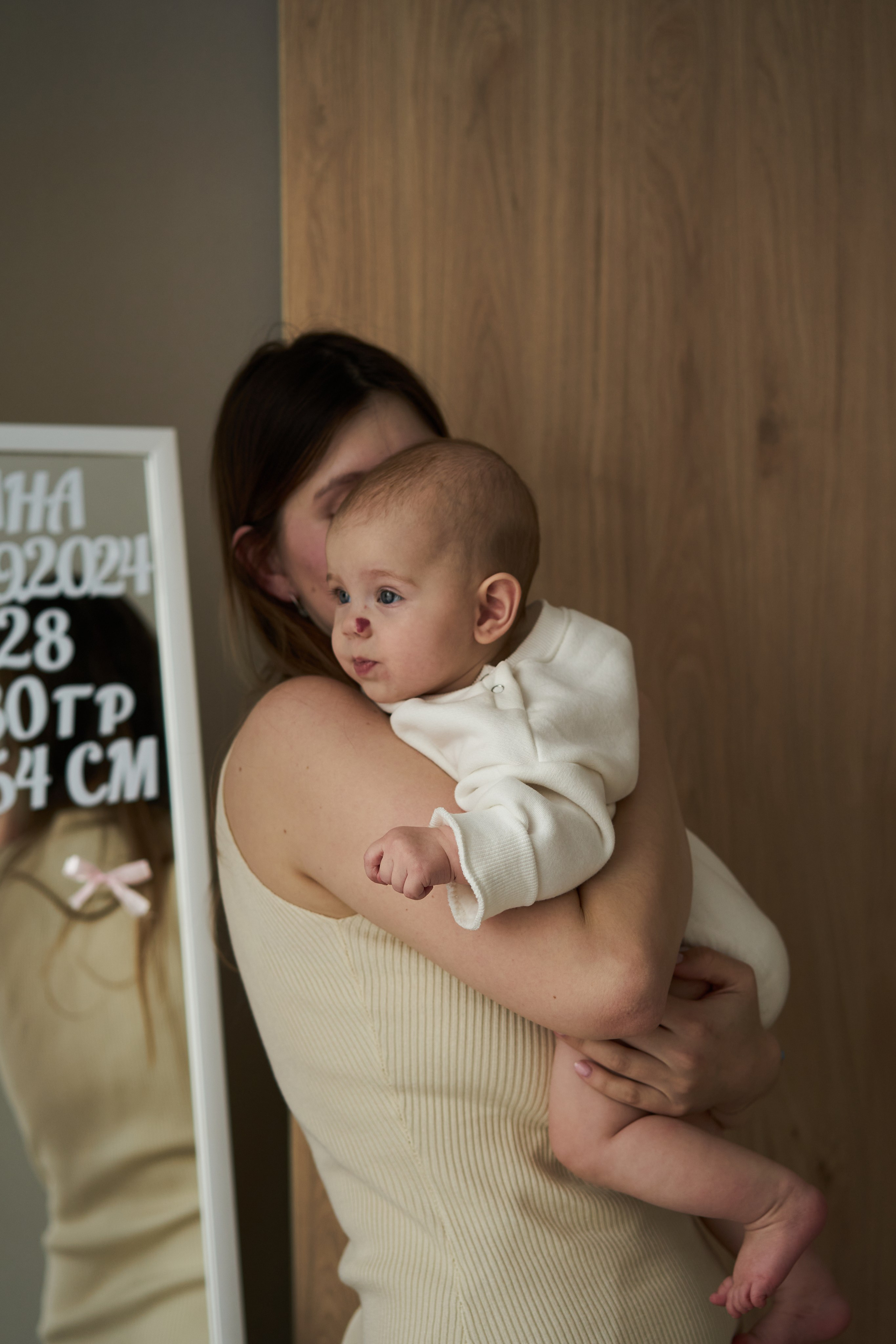 Семейная фотосессия дома. Фотограф Екатеринбург Кокшарова Александра