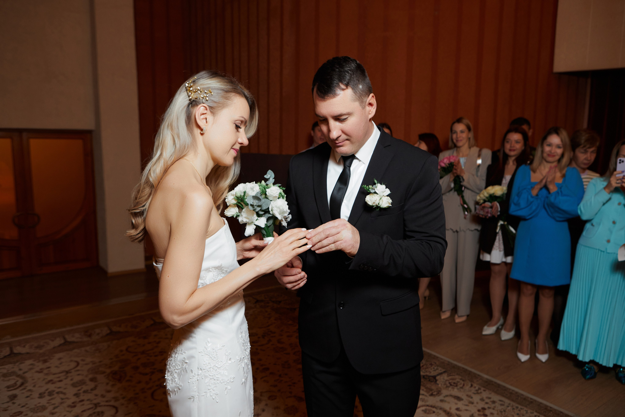 Свадебная фотосессия в Сочи. Фотограф Сочи-Красная поляна. Свадебный и семейный фотограф в Сочи-Красной поляне Ларионова Анна