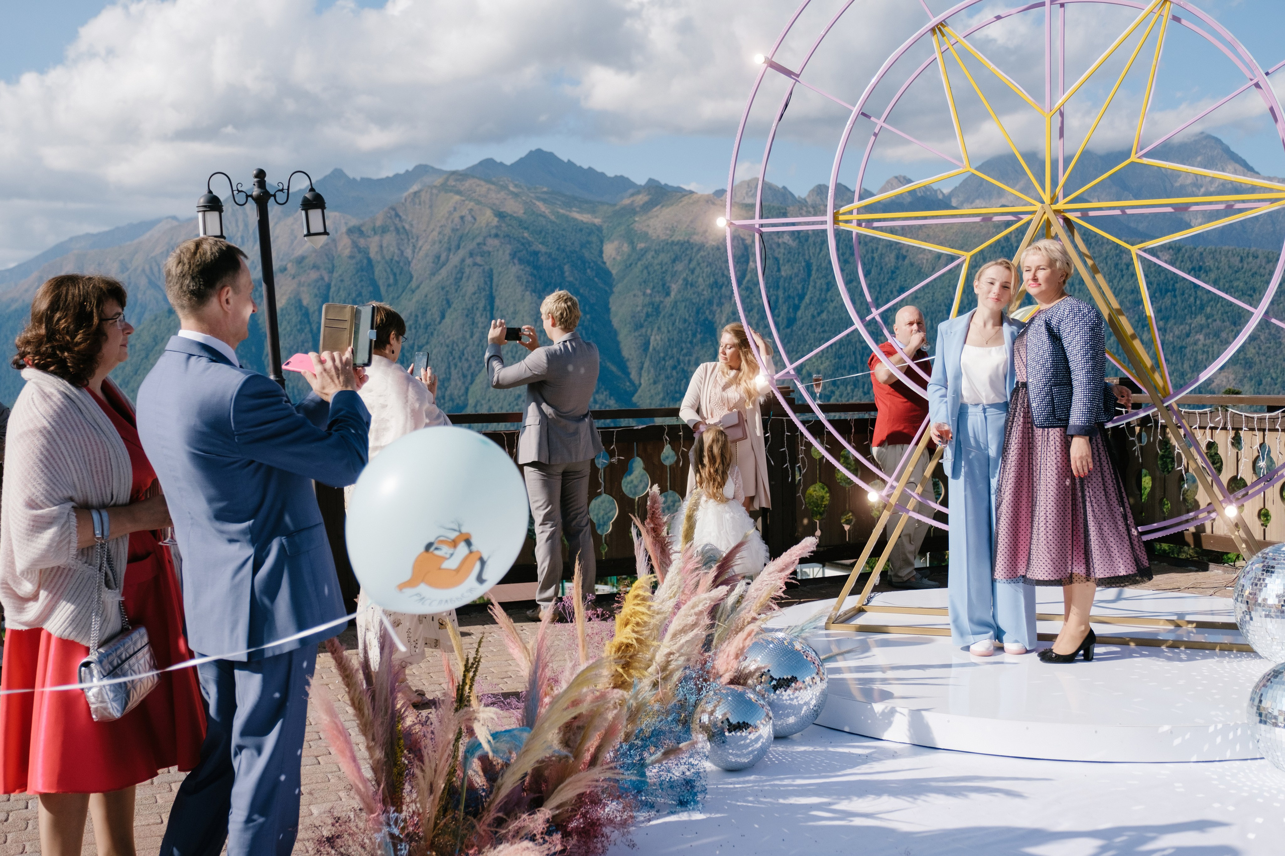 Фестиваль чувств. Свадебный Видеограф Фотограф в Сочи