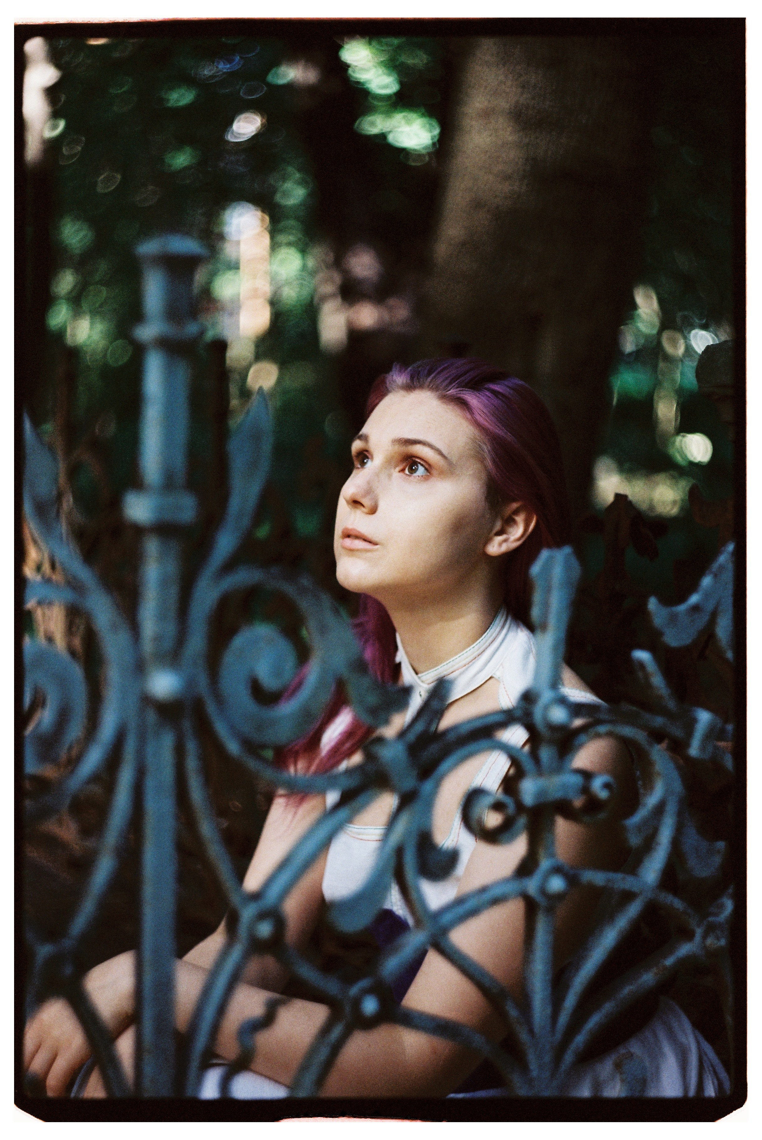 Фотосессия на Лютеранском кладбище на пленку для Кати в Санкт-Петербурге. Светлана Гопанюк. Портретный фотограф. Санкт-Петербург. СПб