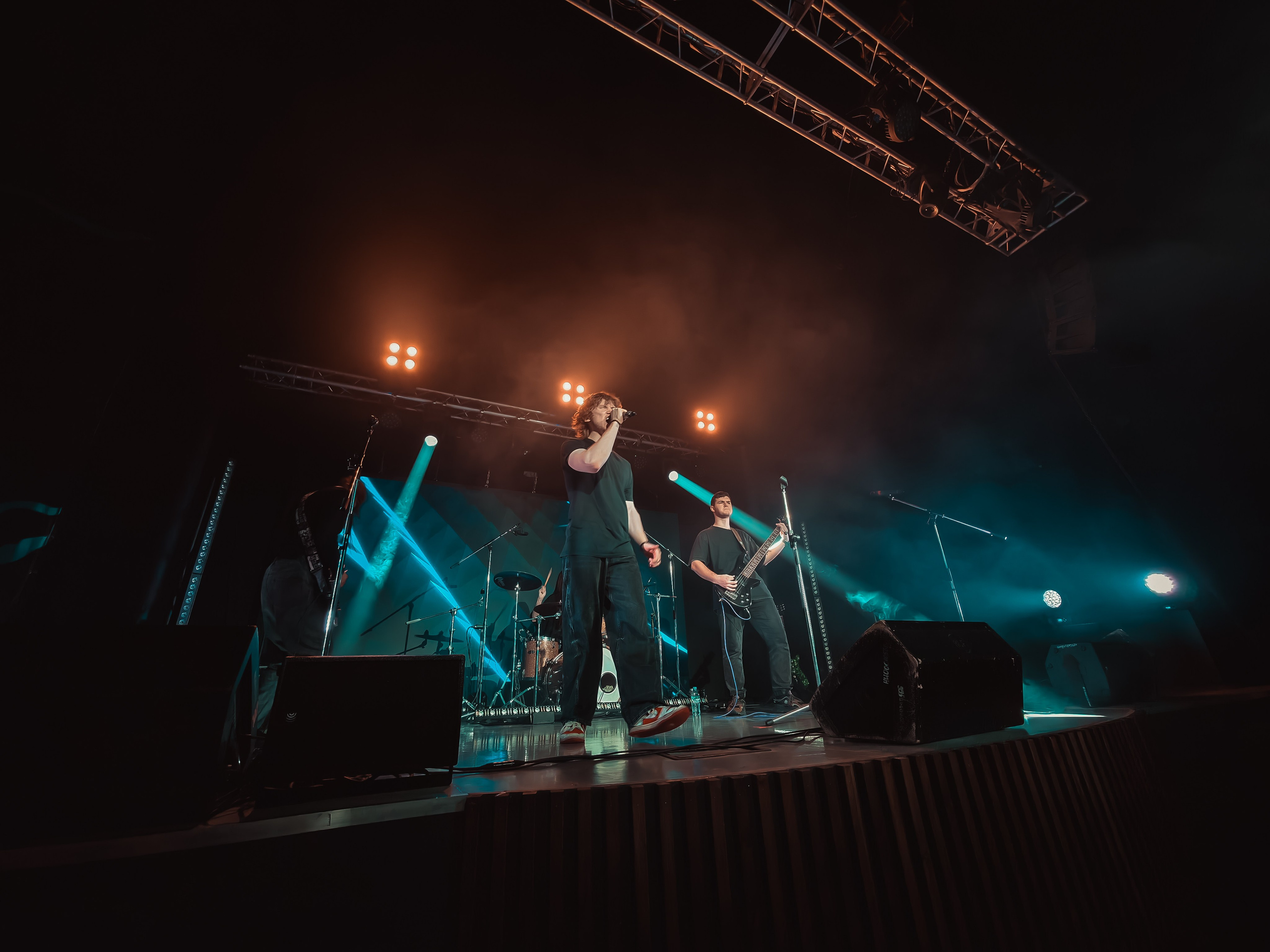 Праймал, Пилот, 05.12.2025. Фотограф Регина Крикунова г. Красноярск