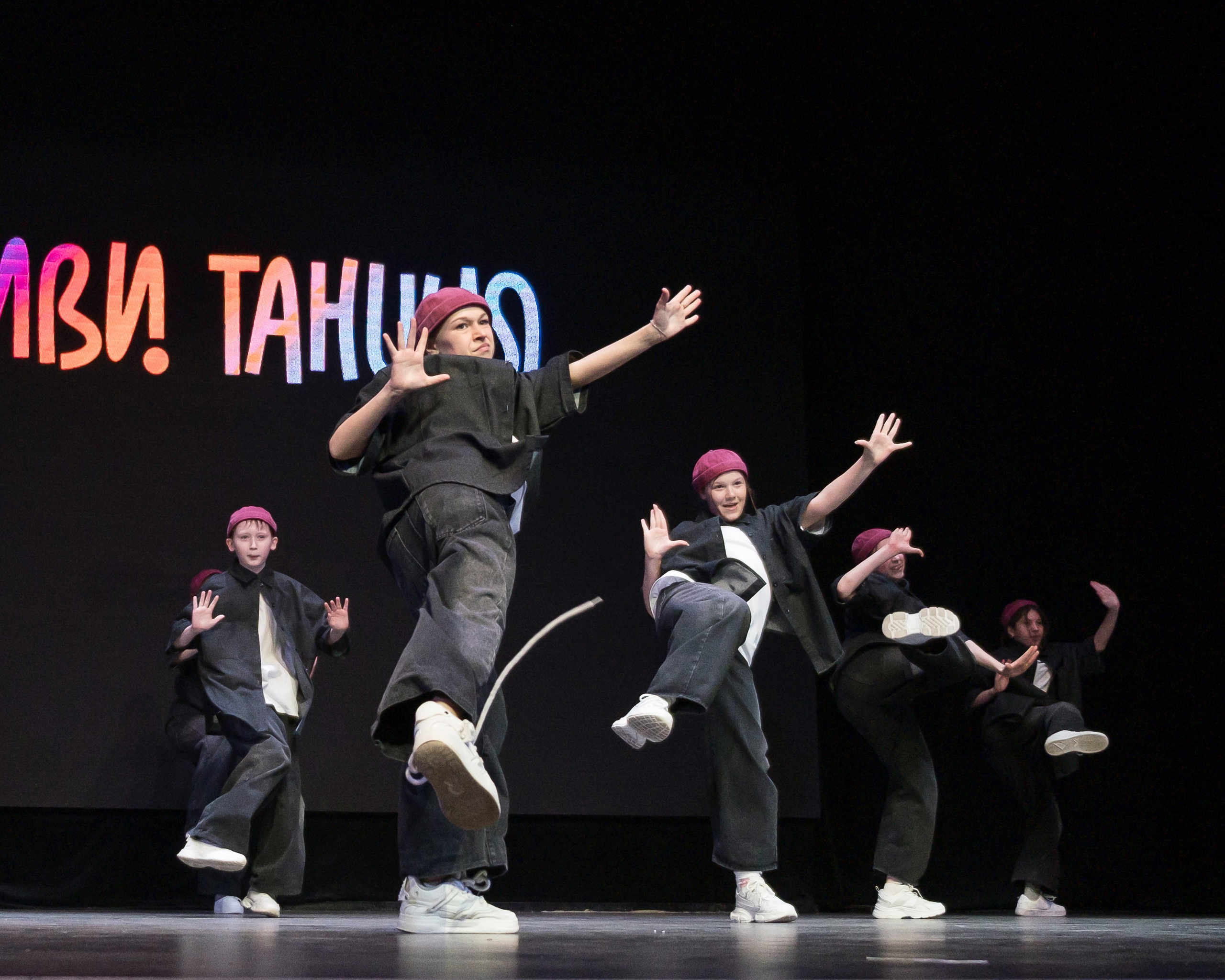 Живи танцуя 2025. Репортажный фотограф в Казани Павел Серпокрылов