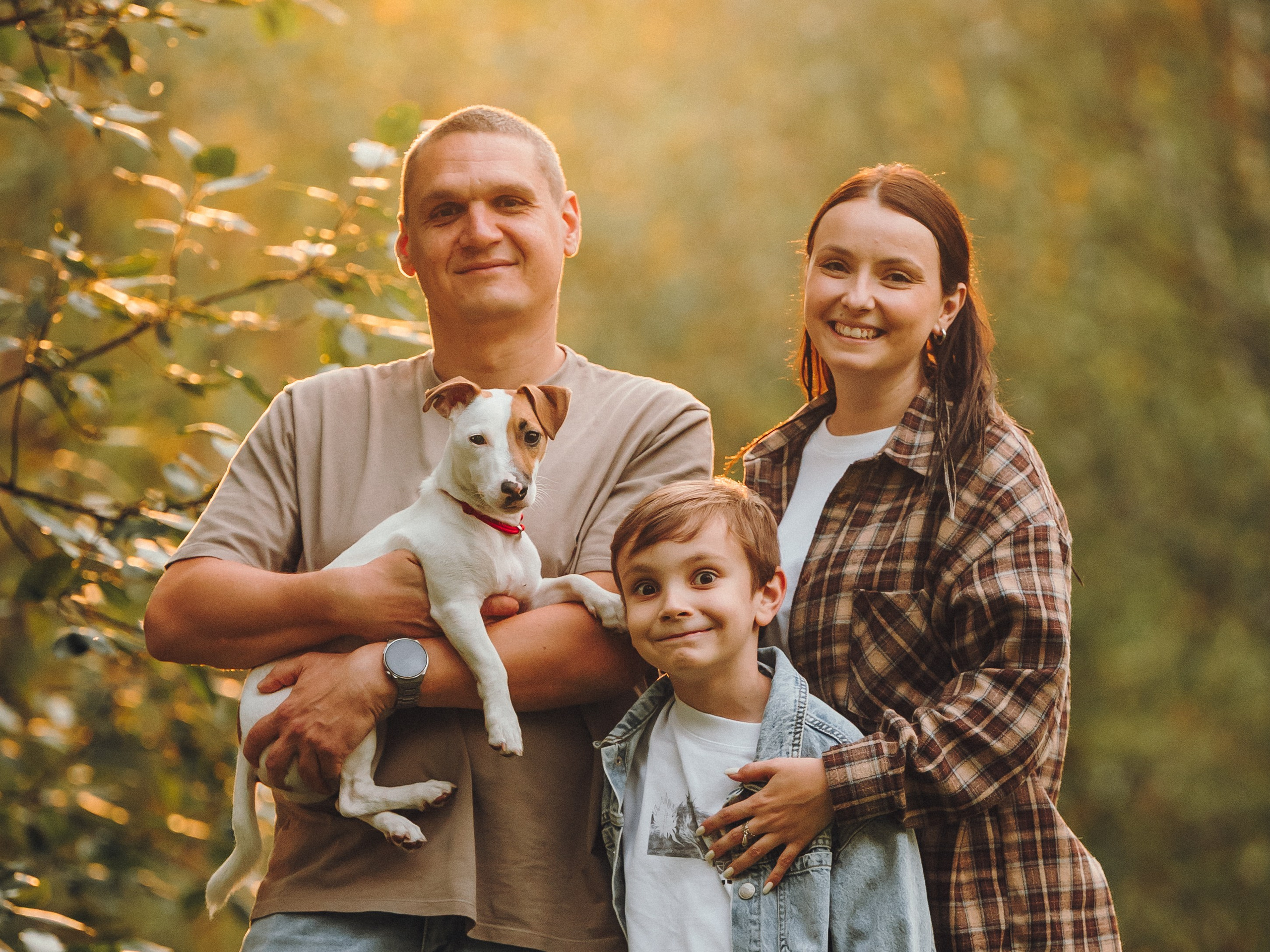 Алена, Илья, Даня и Данте. Семейный фотограф анималист Ананьева Мария — Москва