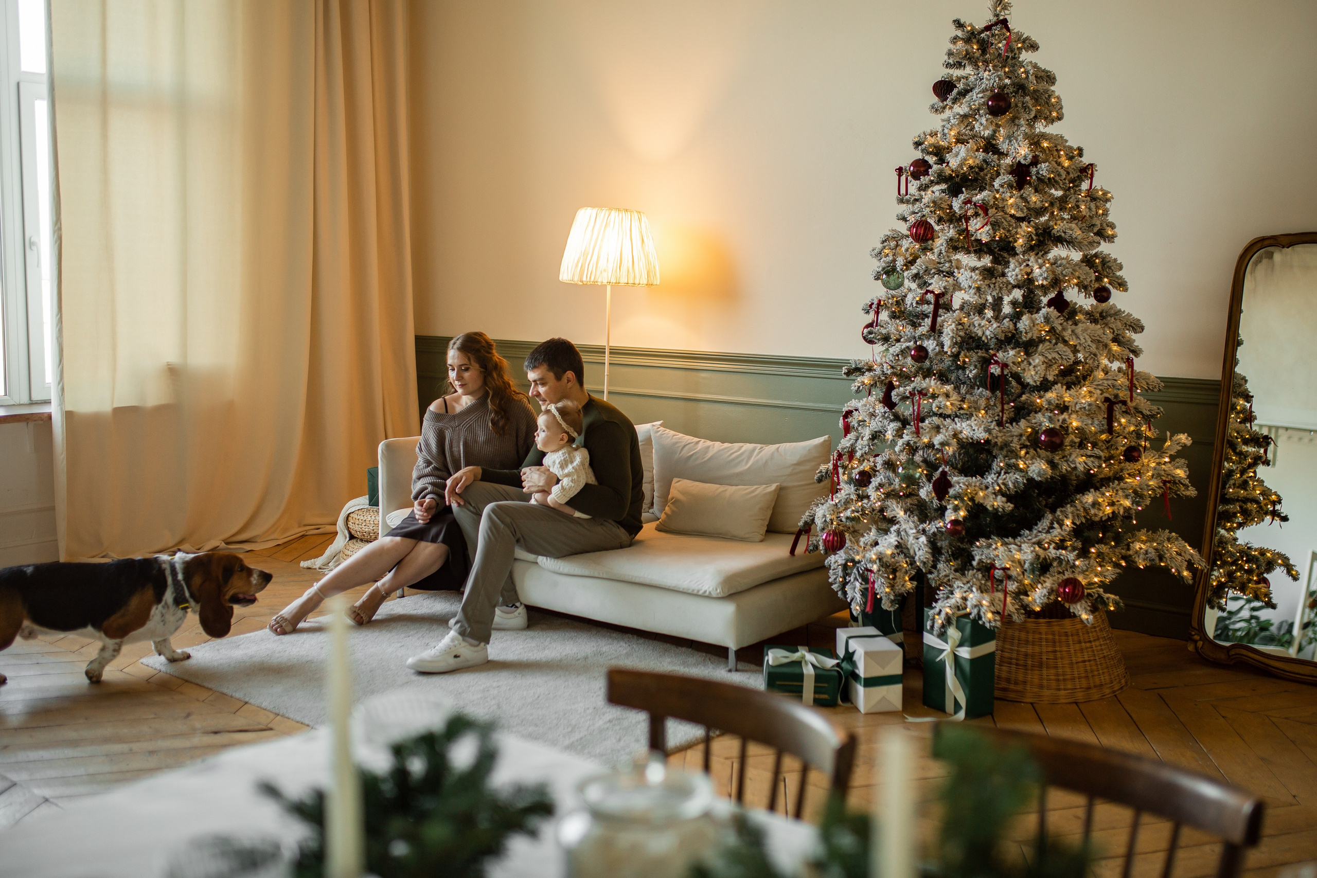 Новогодняя фотосессия в Краснодаре 2025 — уютные семейные съёмки | Фотограф Марина Туник. Фотошкола | Фотограф в Краснодаре Марина Туник