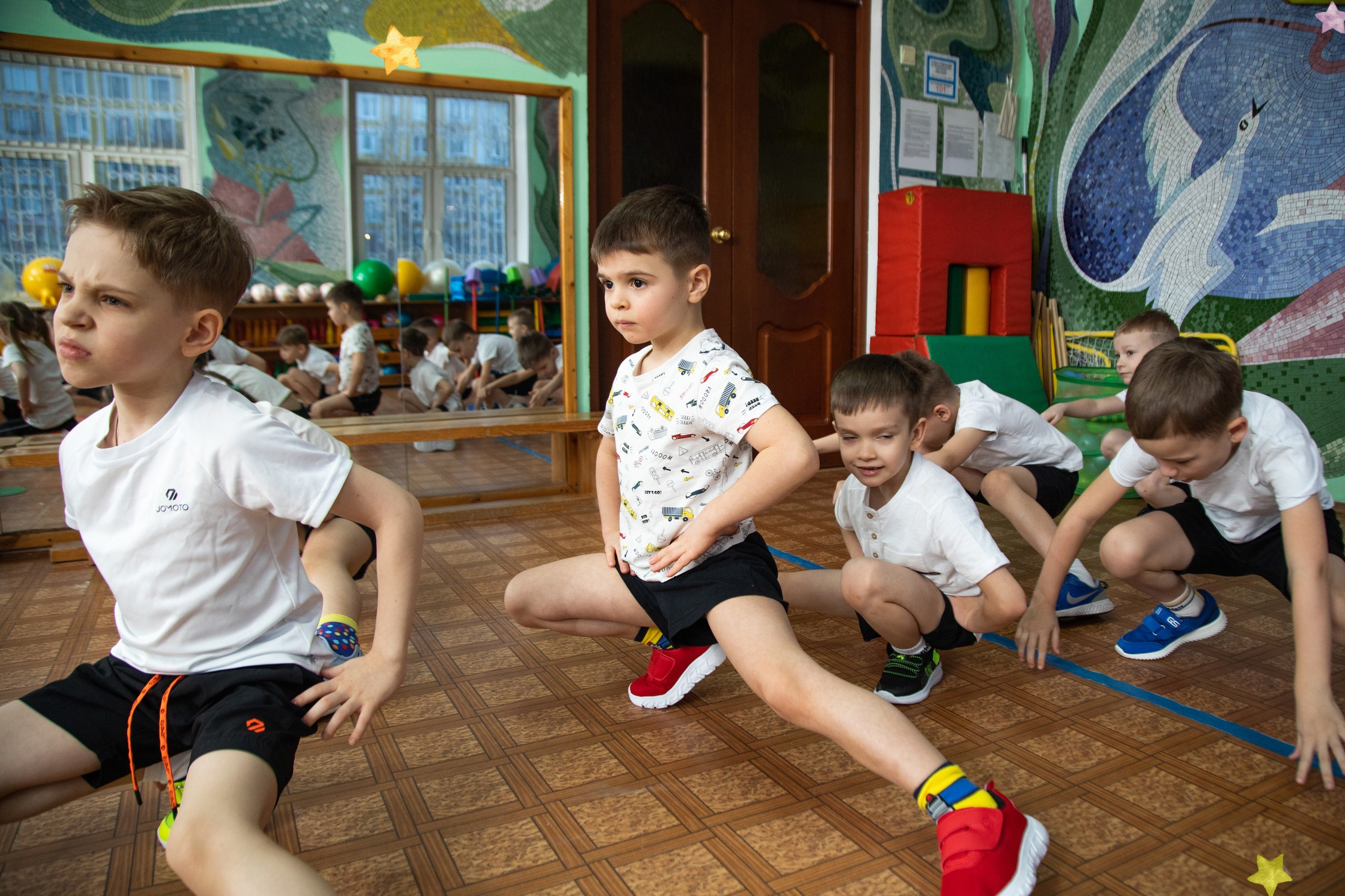 Галерея фотографий для детского сада. Выпускные фотоальбомы на заказ в Москве. Ксения Фоломкина