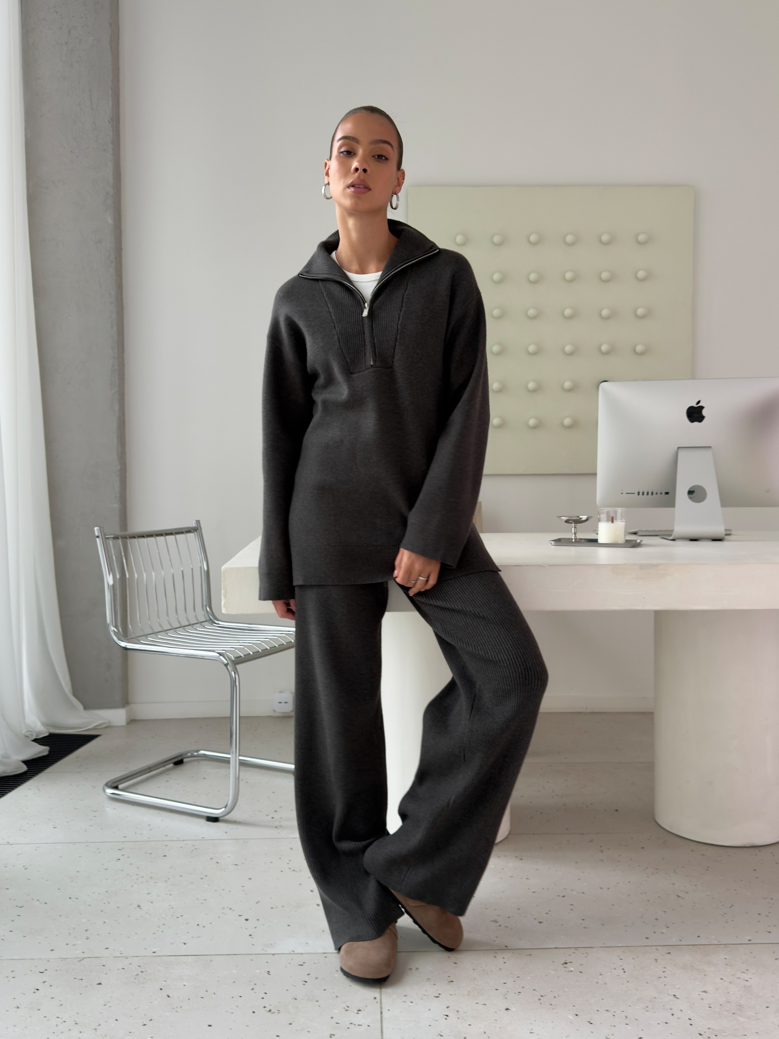 Mob.content. 595 Production