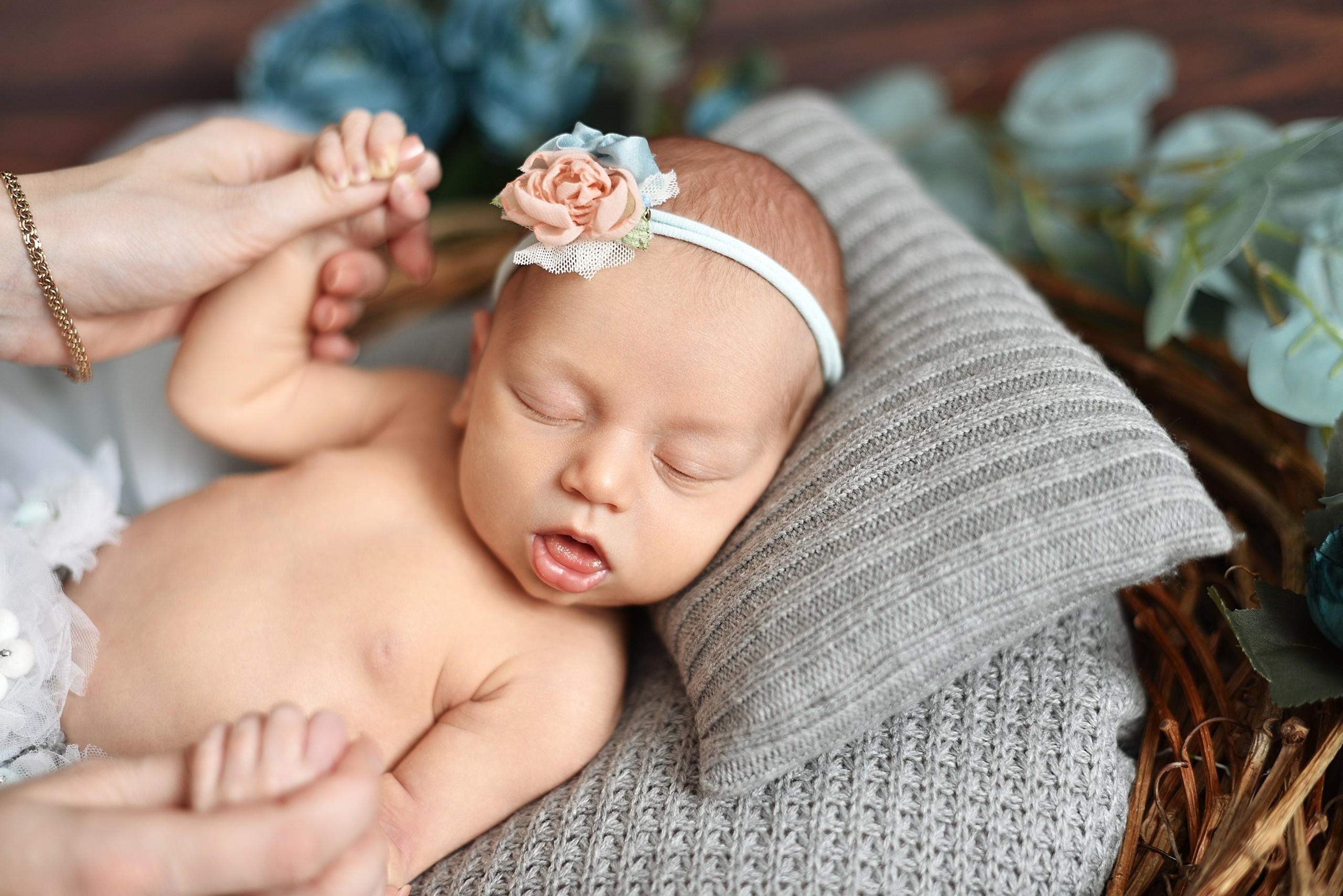 Оливия 14 дней. Фотограф беременности и новорожденных малышей Анастасия Никитина