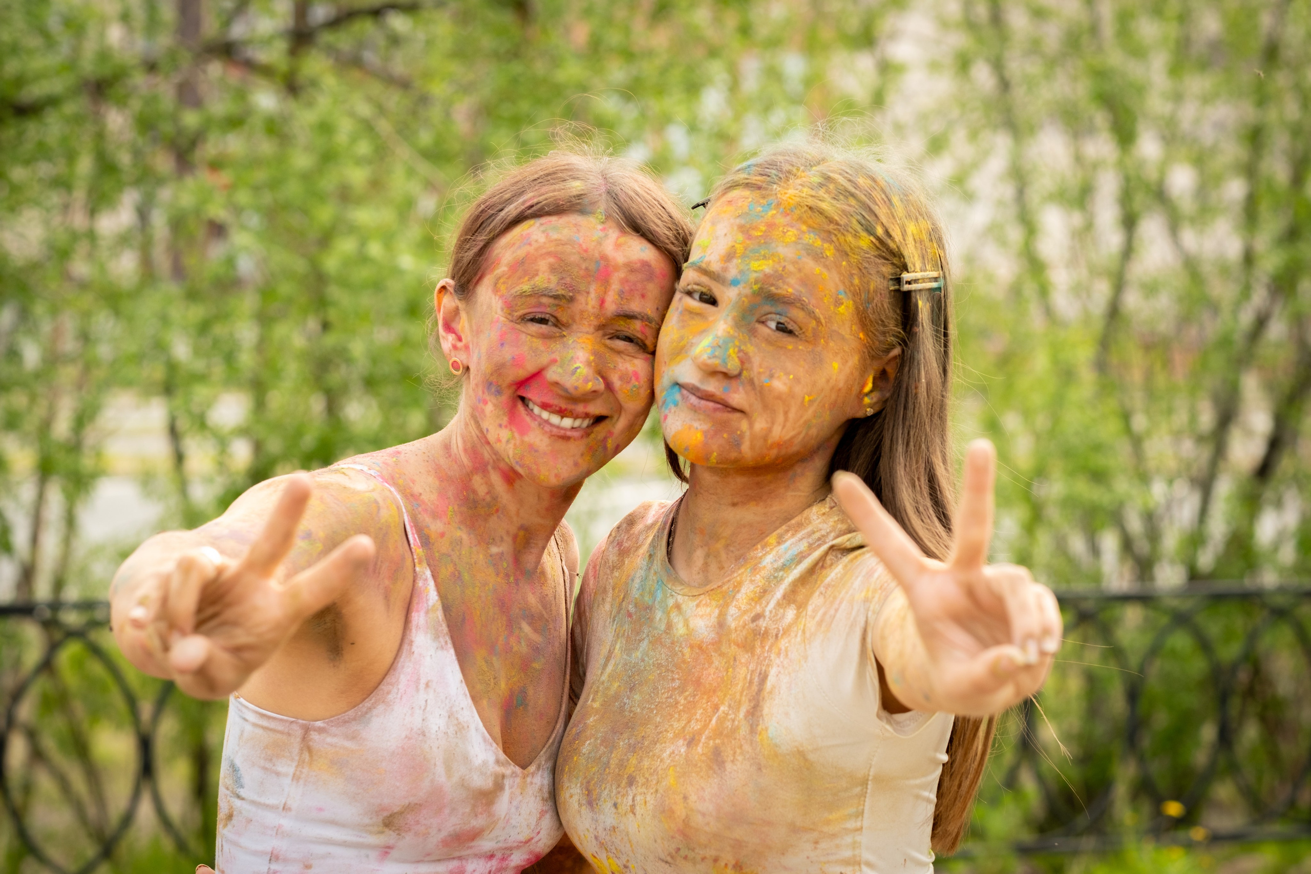 Семейные. Фотограф Елена Дегтярева. Семейная, детская и школьная фотография в Тюмени. Яркие и живые снимки, которые сохранят историю вашей семьи