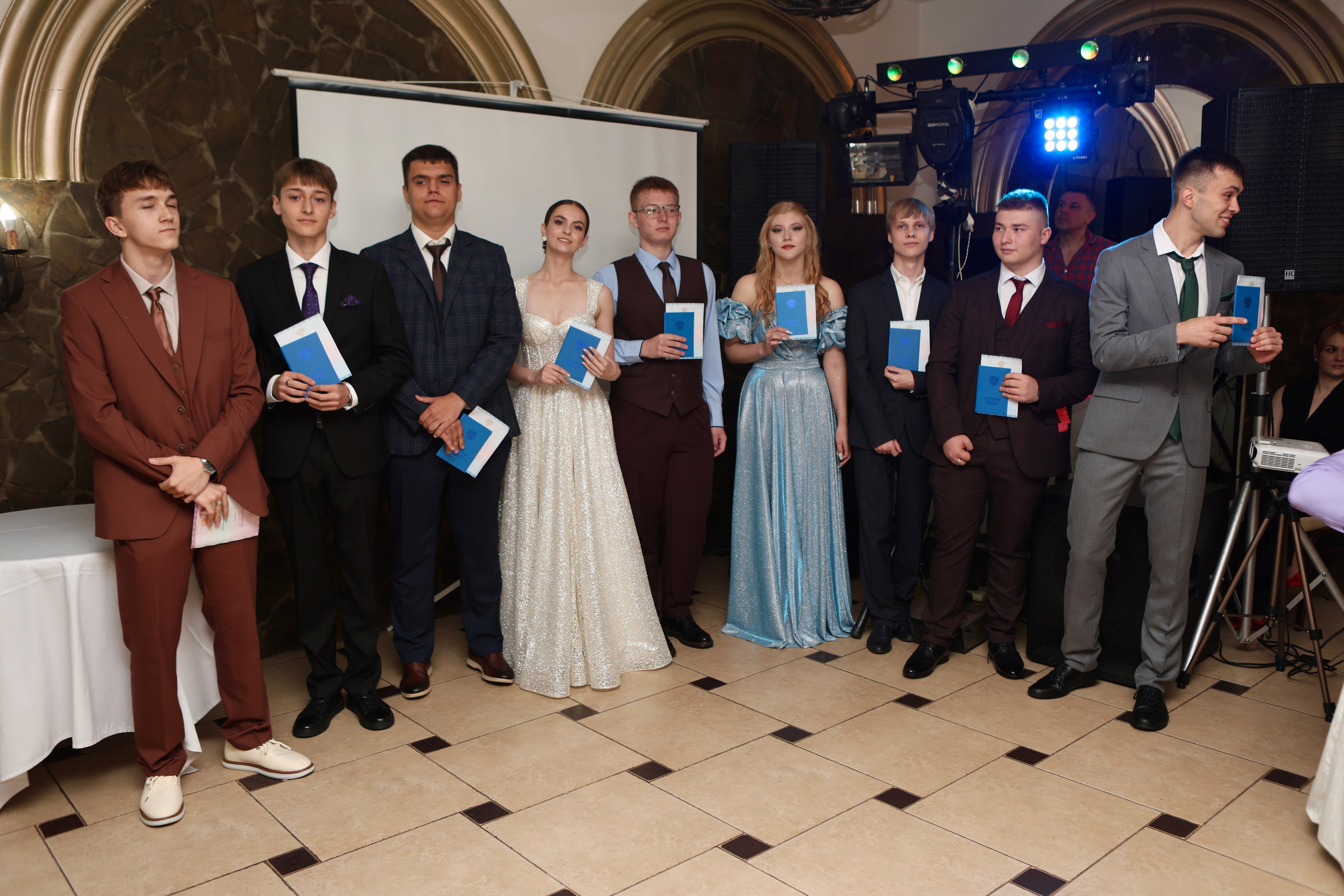 Школьный выпускной. Фотограф в Курске Смирнов Евгений