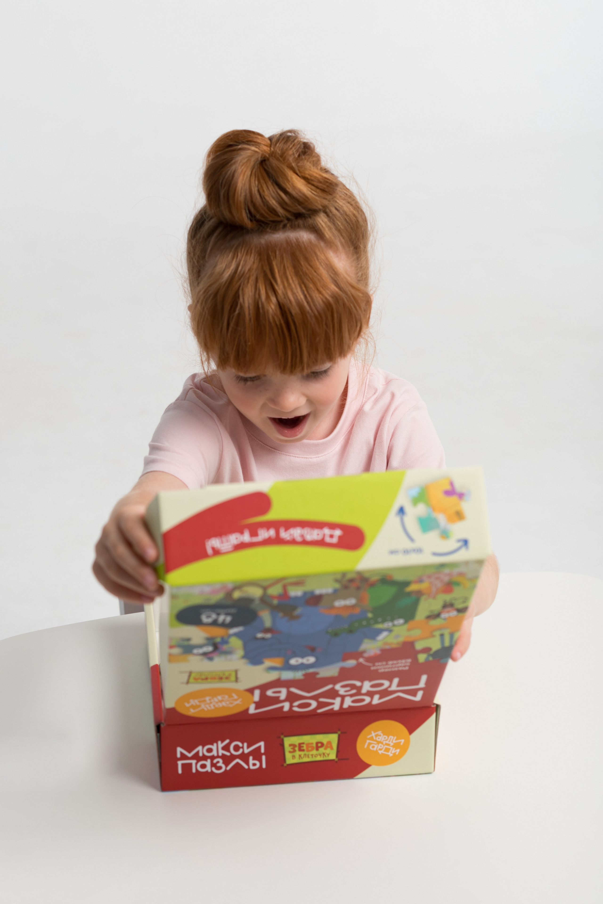 Каталожная съемка в циклораме для бренда детских товаров. Детский и контент фотограф Надя Волкова Санкт-Петербург