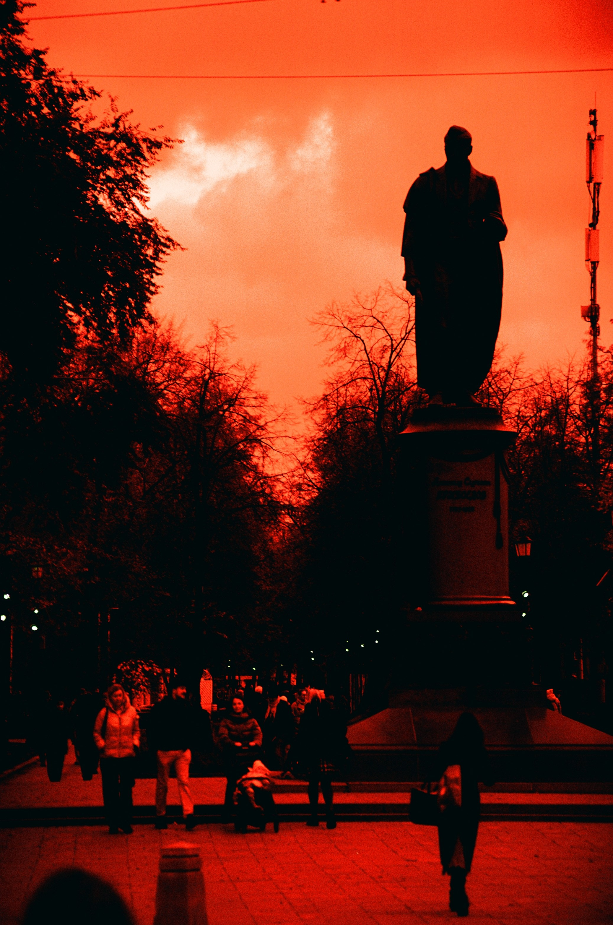 Триптих 'симметрия Москвы'. [PRE-ALPHA] Персональный сайт фотохудожника и SMM-специалиста Н. Целовальникова