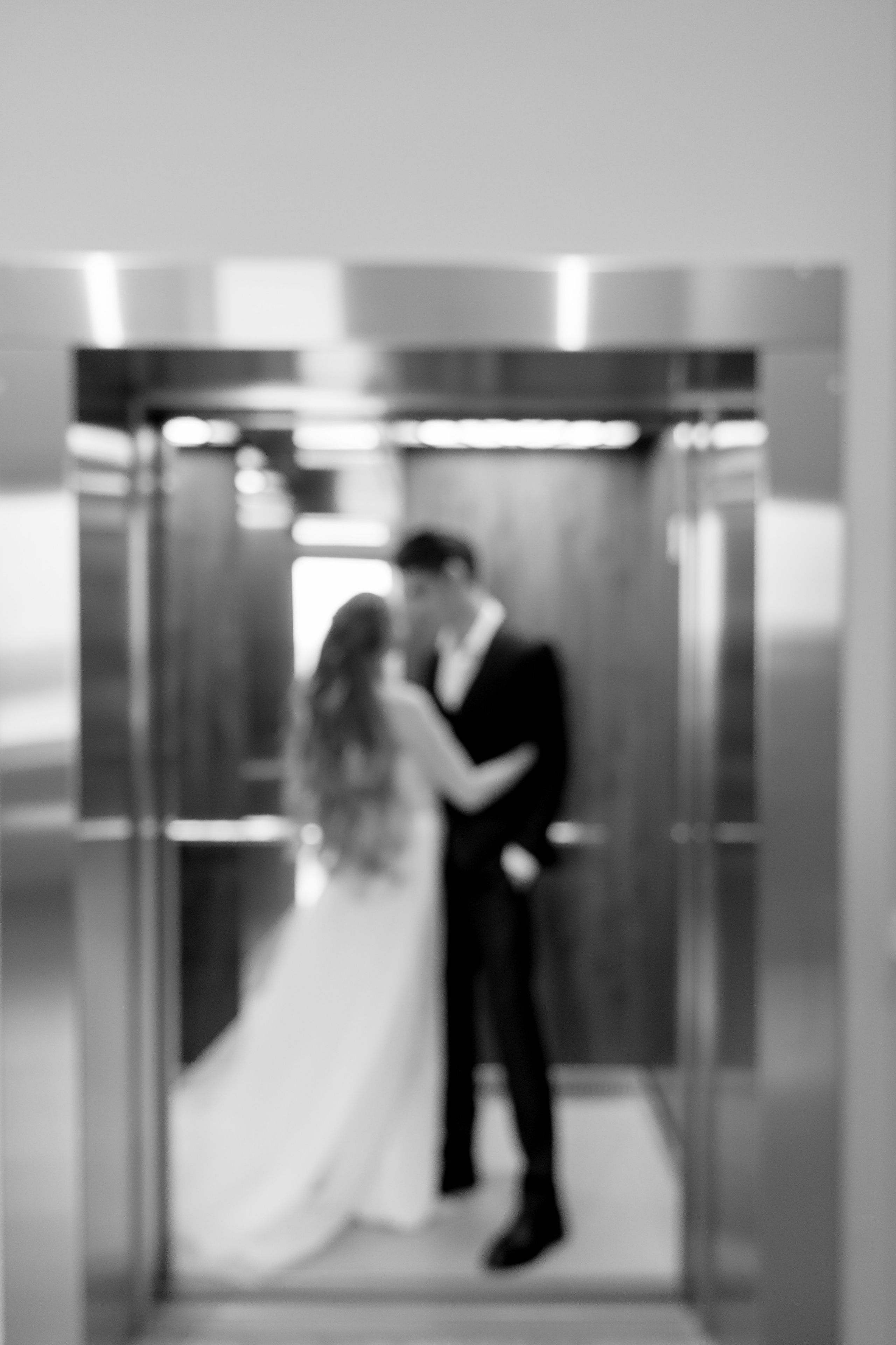 СВАДЕБНАЯ СЬЕМКА СБОРОВ В ОТЕЛЕ И ВЫЕЗД НА ЦЕРЕМОНИЮ (СНЯТО В СИБИРЕ В НИЖНЕВАРТОВСКЕ). Профессиональный фотограф, Санкт-Петербург — Виктория Богомолова