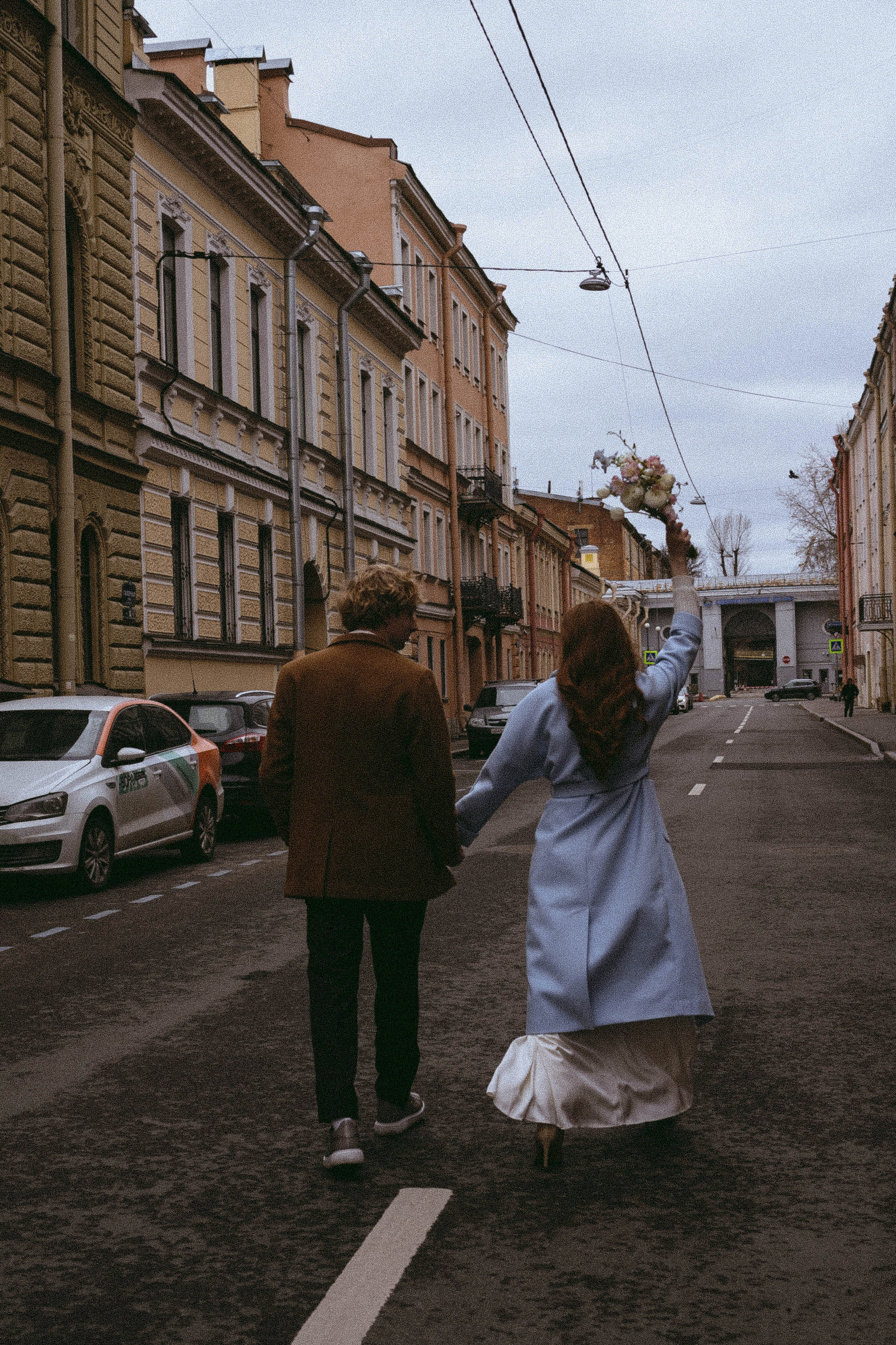 СВАДЕБНАЯ СЬЕМКА В ОТЕЛЕ. СБОРЫ ЖЕНИХА И НЕВЕСТЫ И ТАКЖЕ ТОР И ПОДГОТОВКА К ПРОГУЛКЕ И ПРОГУЛКА ПО ПЕТРОГРАДКЕ. Профессиональный фотограф, Санкт-Петербург — Виктория Богомолова