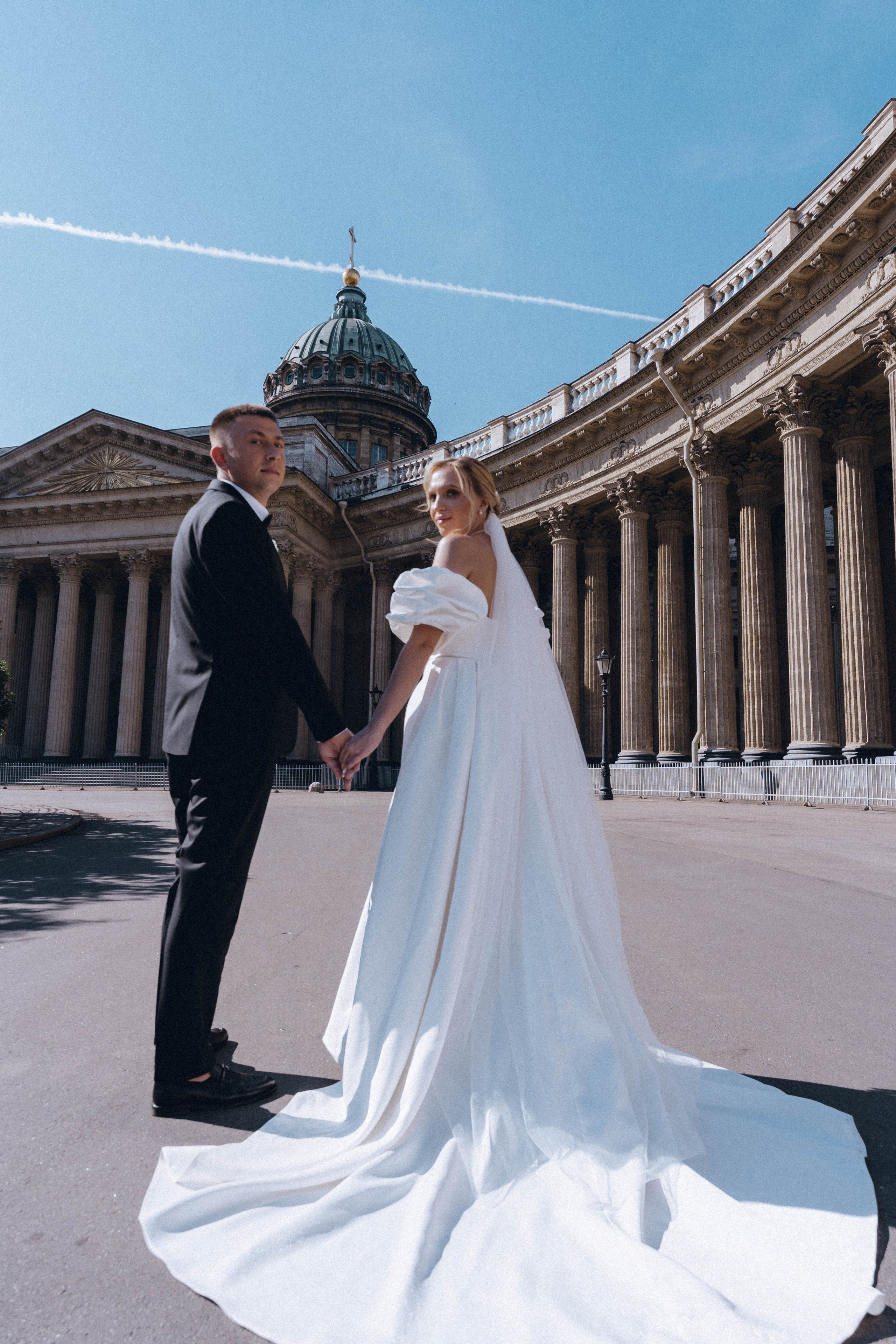 СВАДЕНБНАЯ СЬЕМКА НА КАТЕРЕ ПО КАНАЛАМ САНКТ-ПЕТЕРБУРГА И В АКВАТОРИИ НЕВЫ. Профессиональный фотограф, Санкт-Петербург — Виктория Богомолова