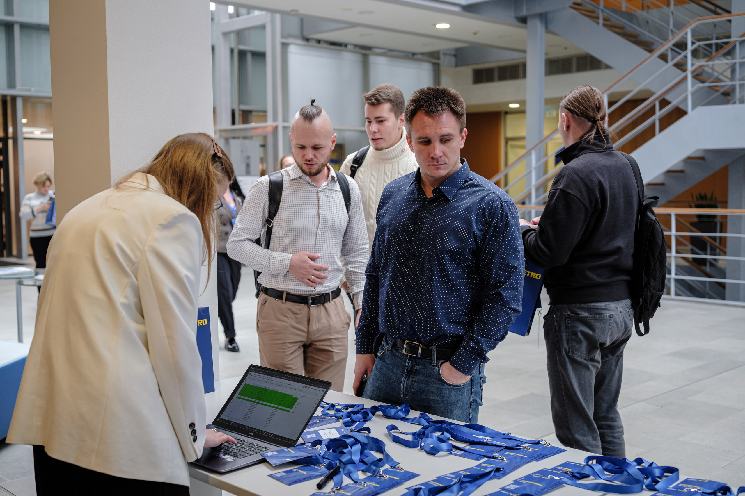 METRO. Репортажный и портретный фотограф в Москве Илья Спиридонов