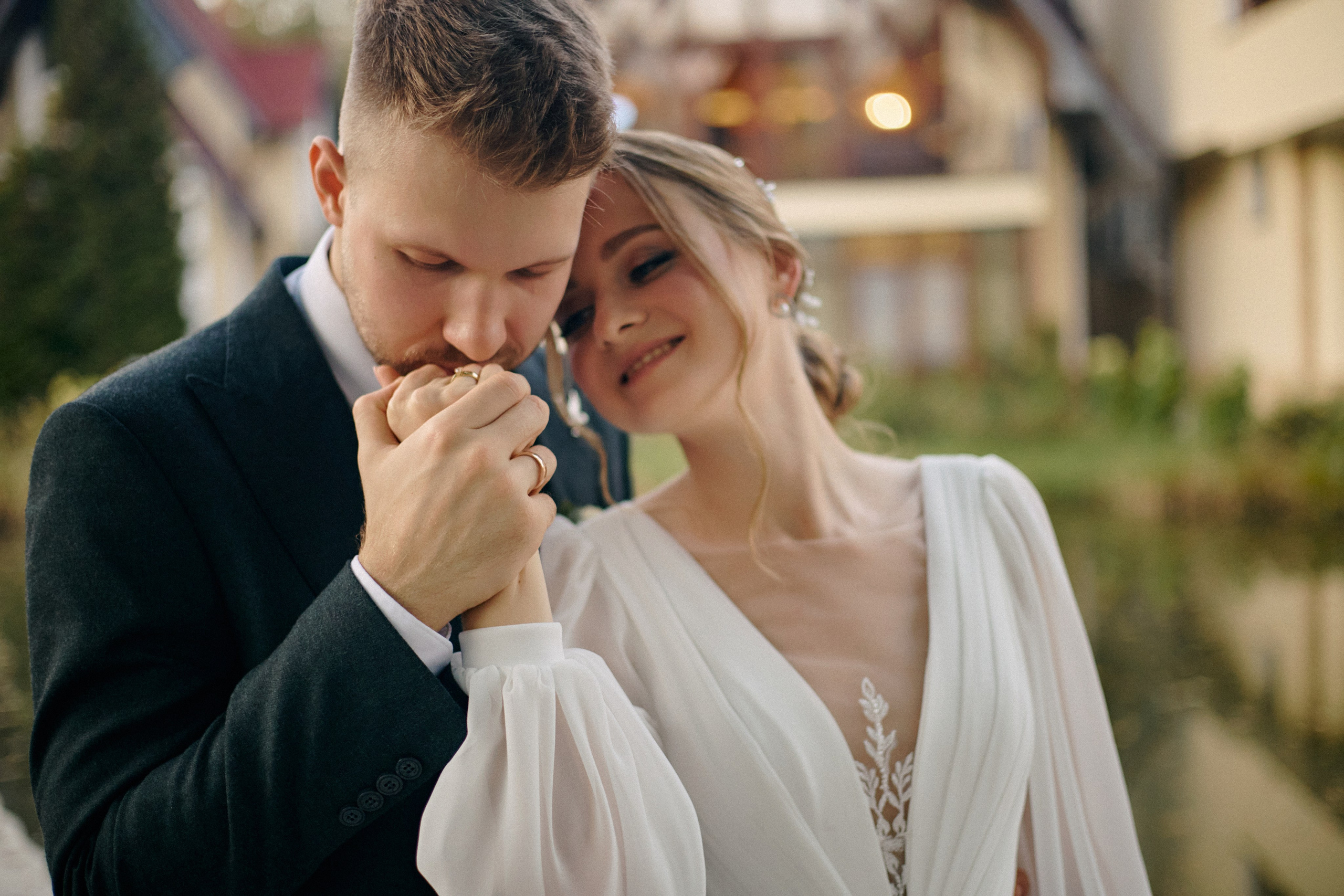 Свадебная фотосъемка в Москве | Волшебные кадры вашего идеального дня. Контентный и репортажный фотограф Виталий Кулешов | Москва
