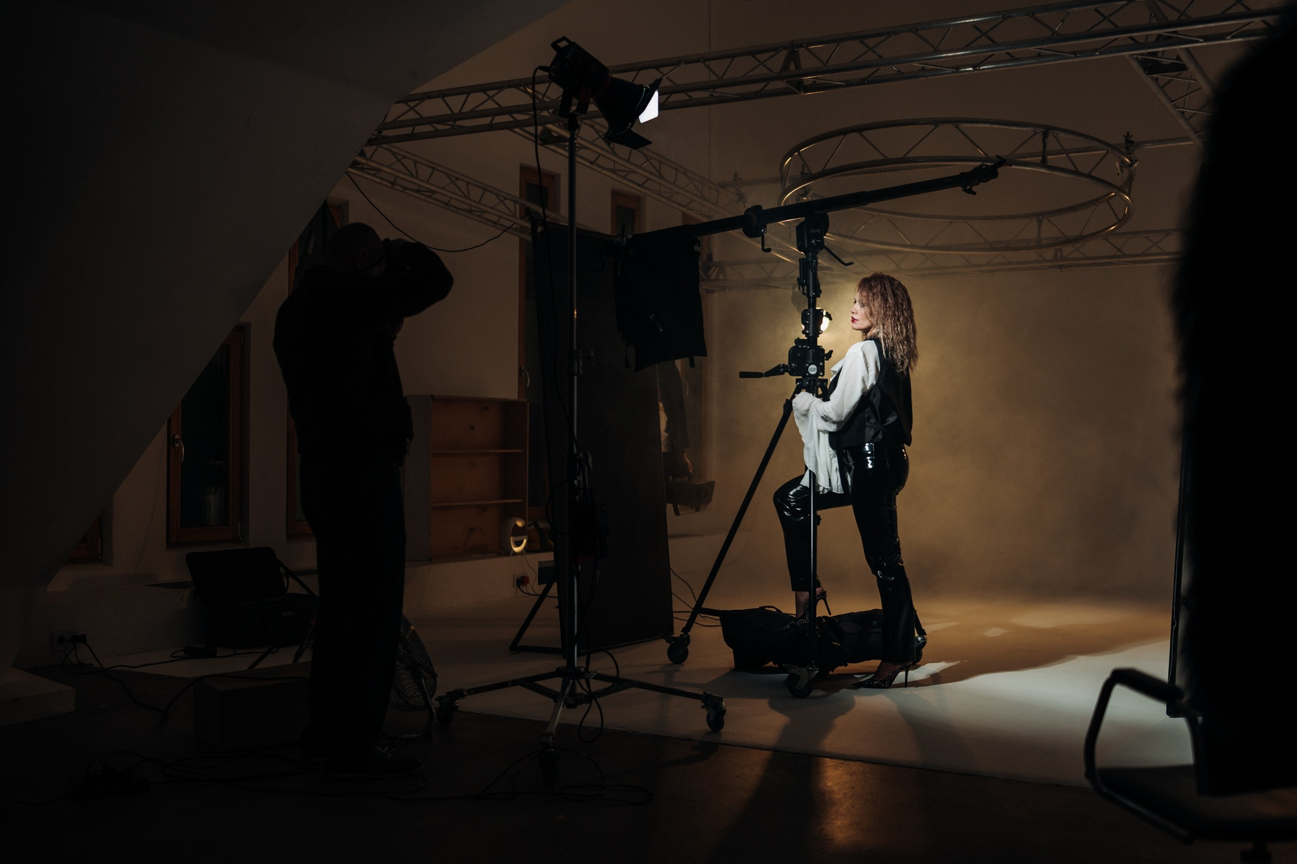 Промо-Сессия КамиLLа на обложку сингла «Дельтаплан». Репортажный фотограф Санкт-Петербург