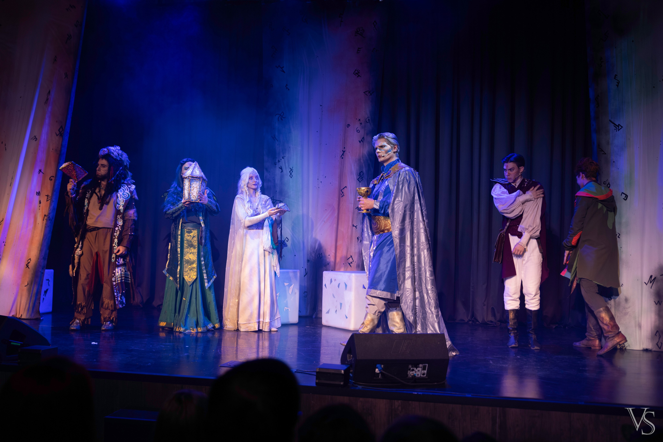 Книга стихий 25.01. Фотограф Виктор Степанов