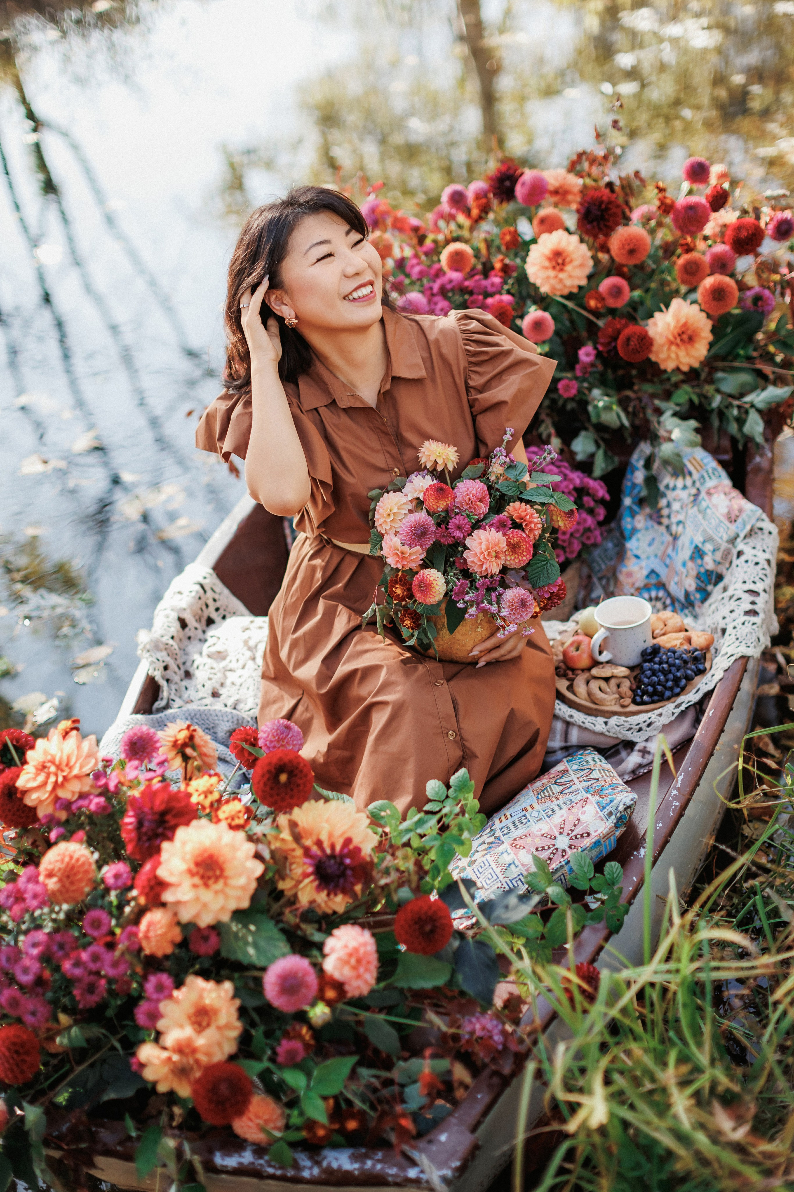 Фотопроект «Лодка в цветах». Свадебный, семейный и детский фотограф в городе Партизанск, Находка