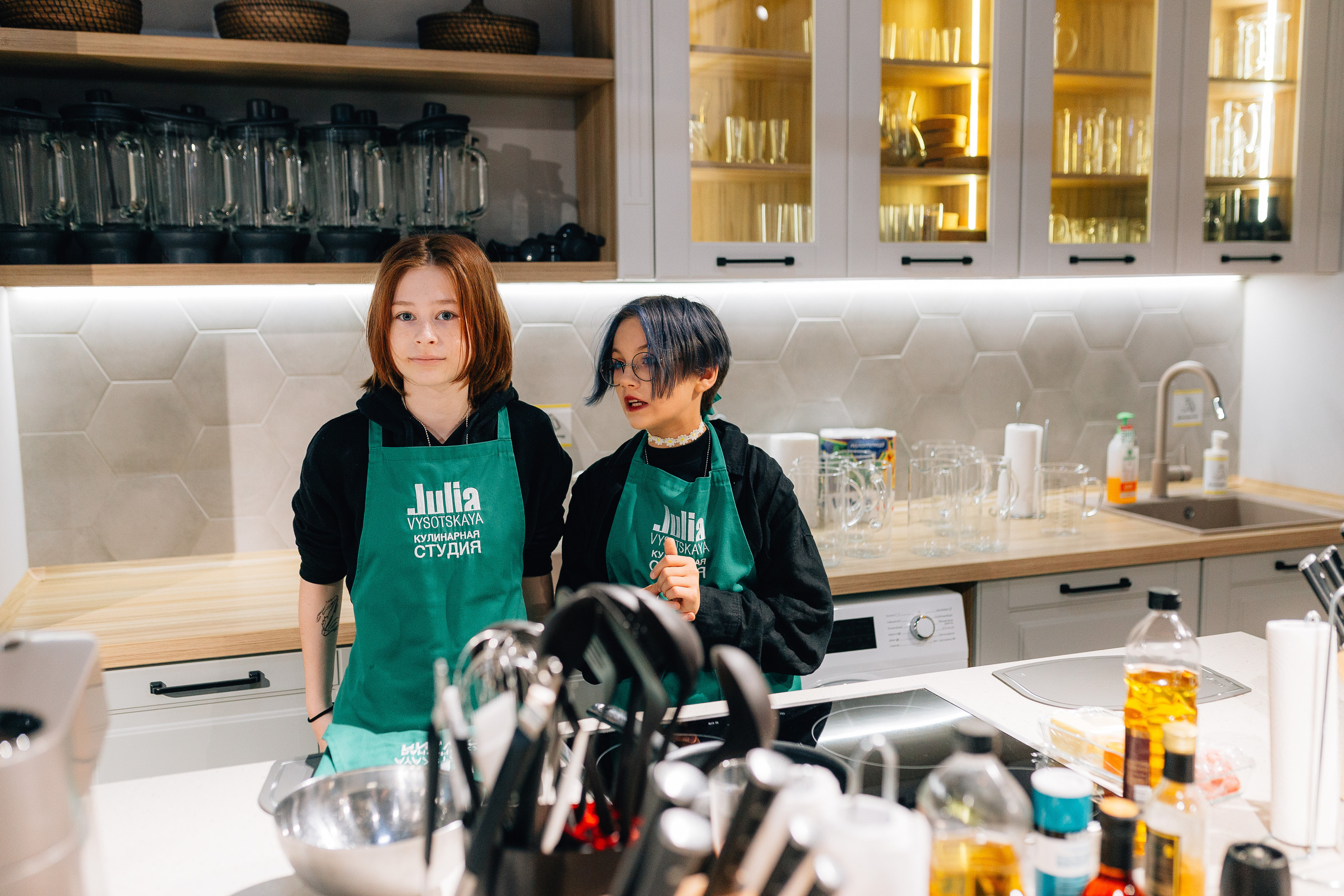 Мастер класс кулинарной студии Юлии Высоцкой. Свадебный фотограф в Москве Арчылан Николаев