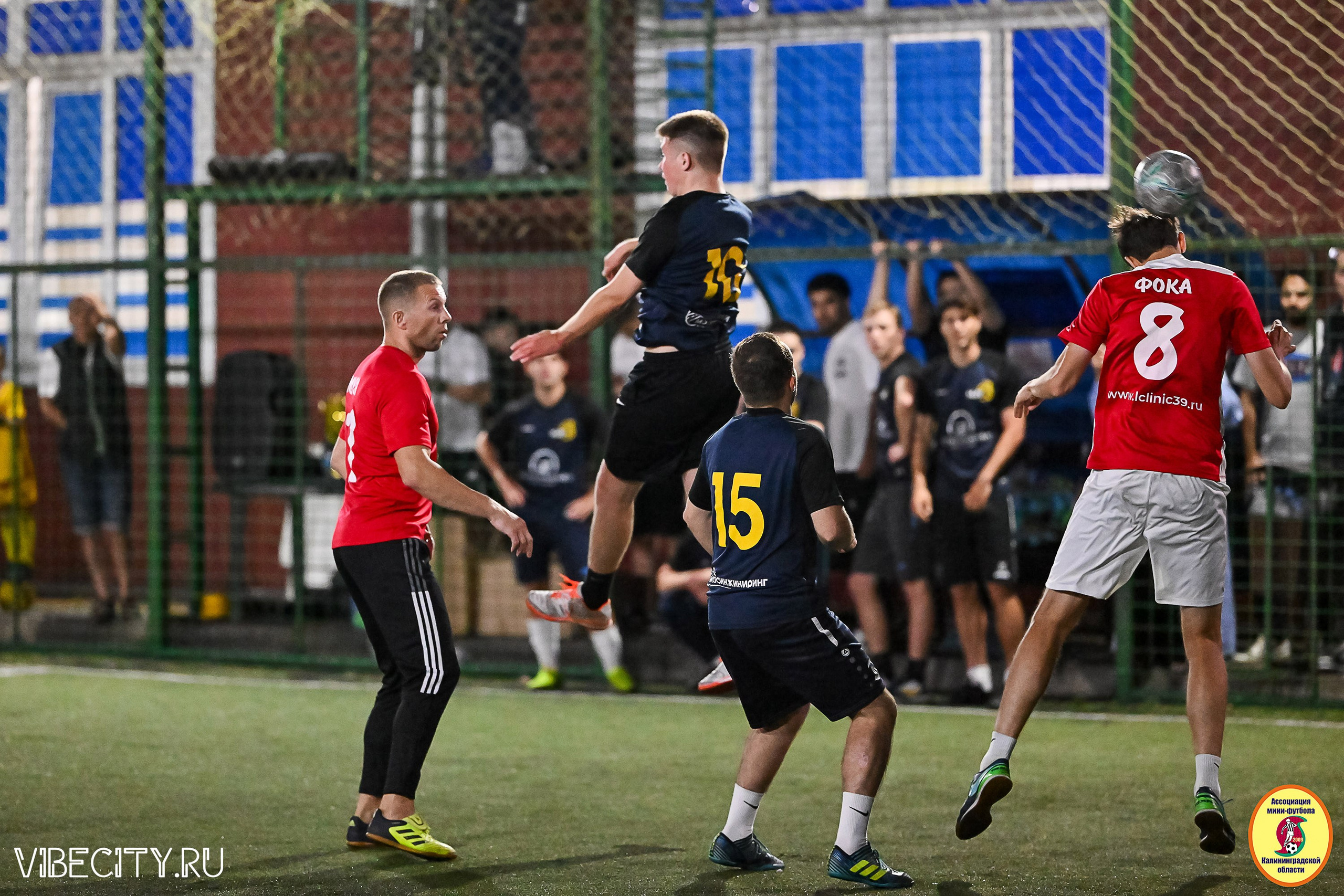 ФИНАЛЬНЫЕ ИГРЫ КУБКА МИНИ-ФУТБОЛЬНОЙ ЛИГИ И КУБКА КОРПОРАТИВНОЙ МФЛ 2025. VIBECITY.RU Вайб Сити Ру Фоторепортажи Фотоотчеты Калининград