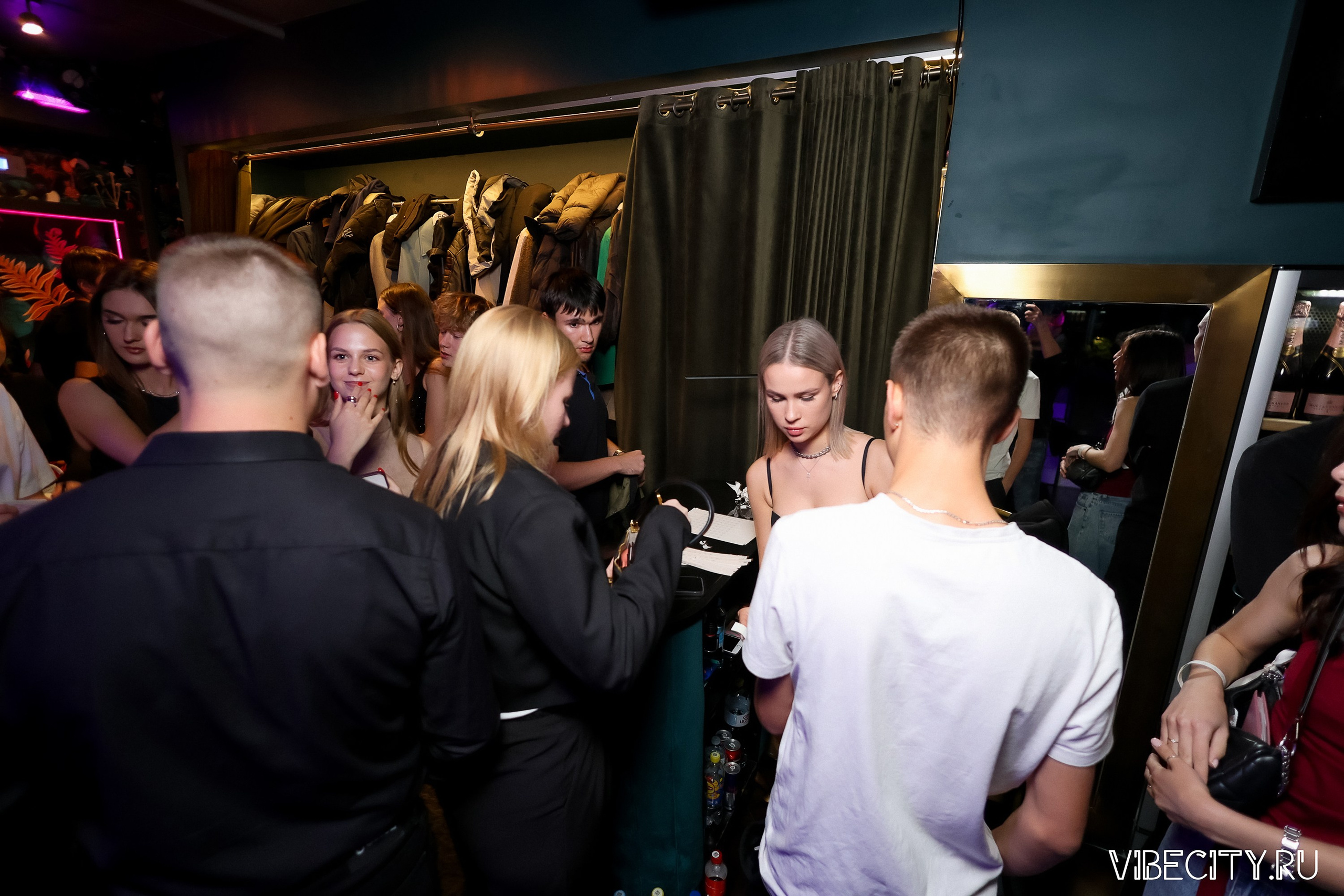 DOUBLE U. VIBECITY.RU Вайб Сити Ру Фоторепортажи Фотоотчеты Калининград