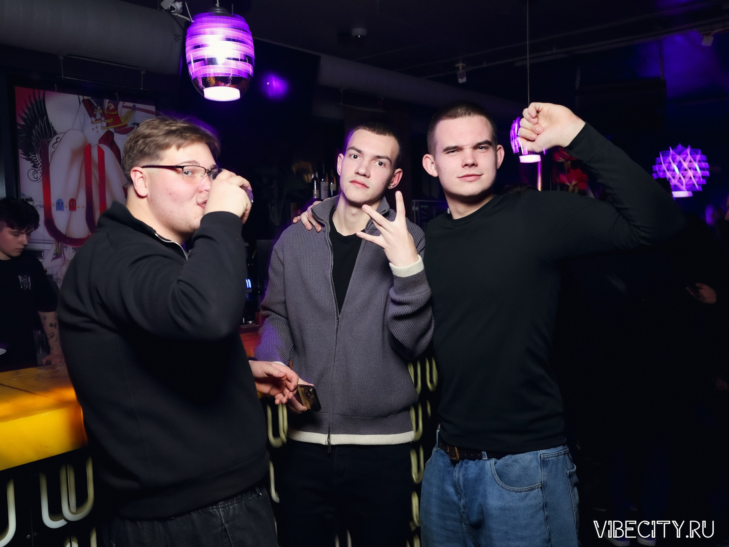 DOUBLE U. VIBECITY.RU Вайб Сити Ру Фоторепортажи Фотоотчеты Калининград