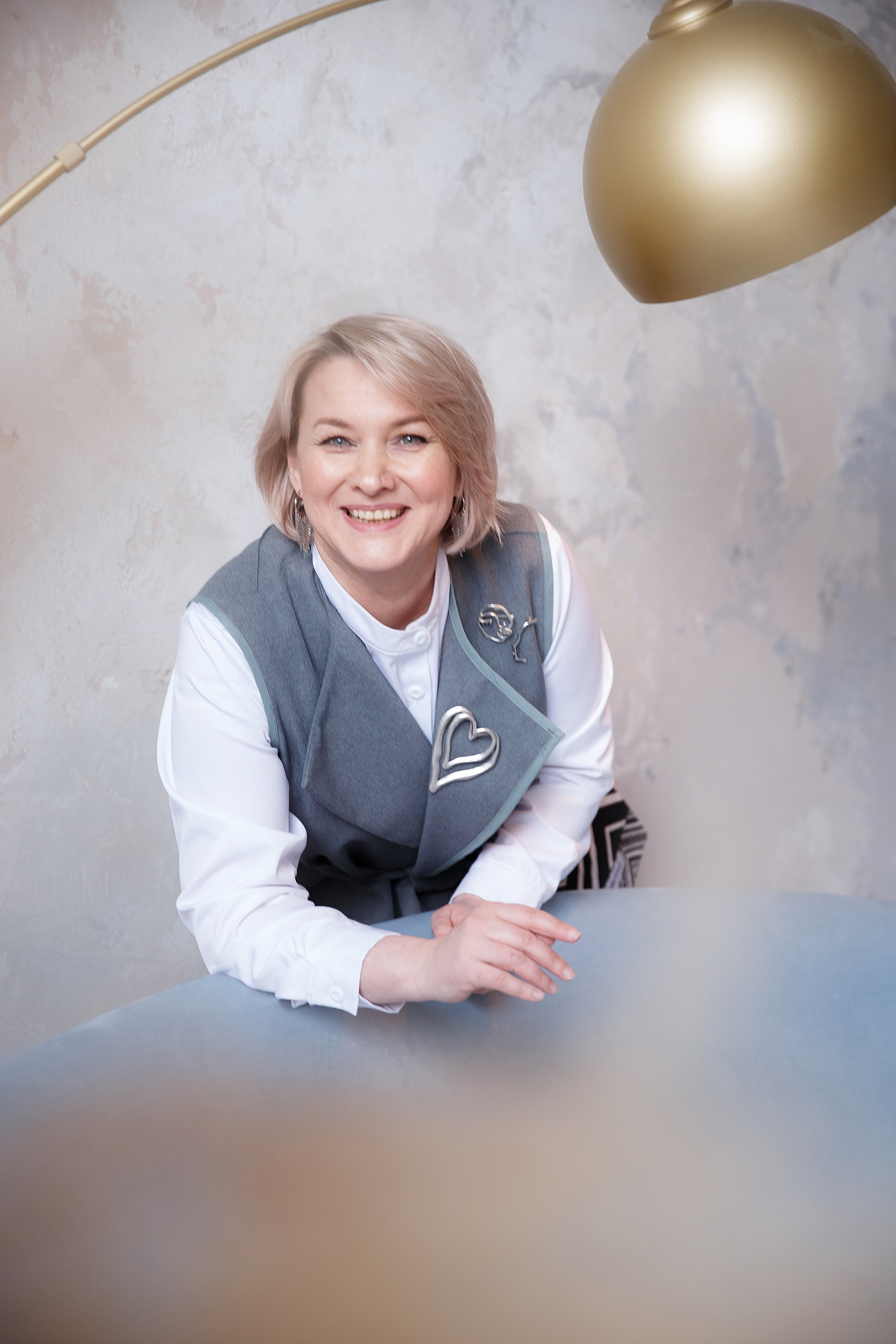 Анюта. Визажист, мастер по причёскам, преподаватель по макияжу. Женский и контент фотограф Люба Пунанцева. Северодвинск. Архангельск