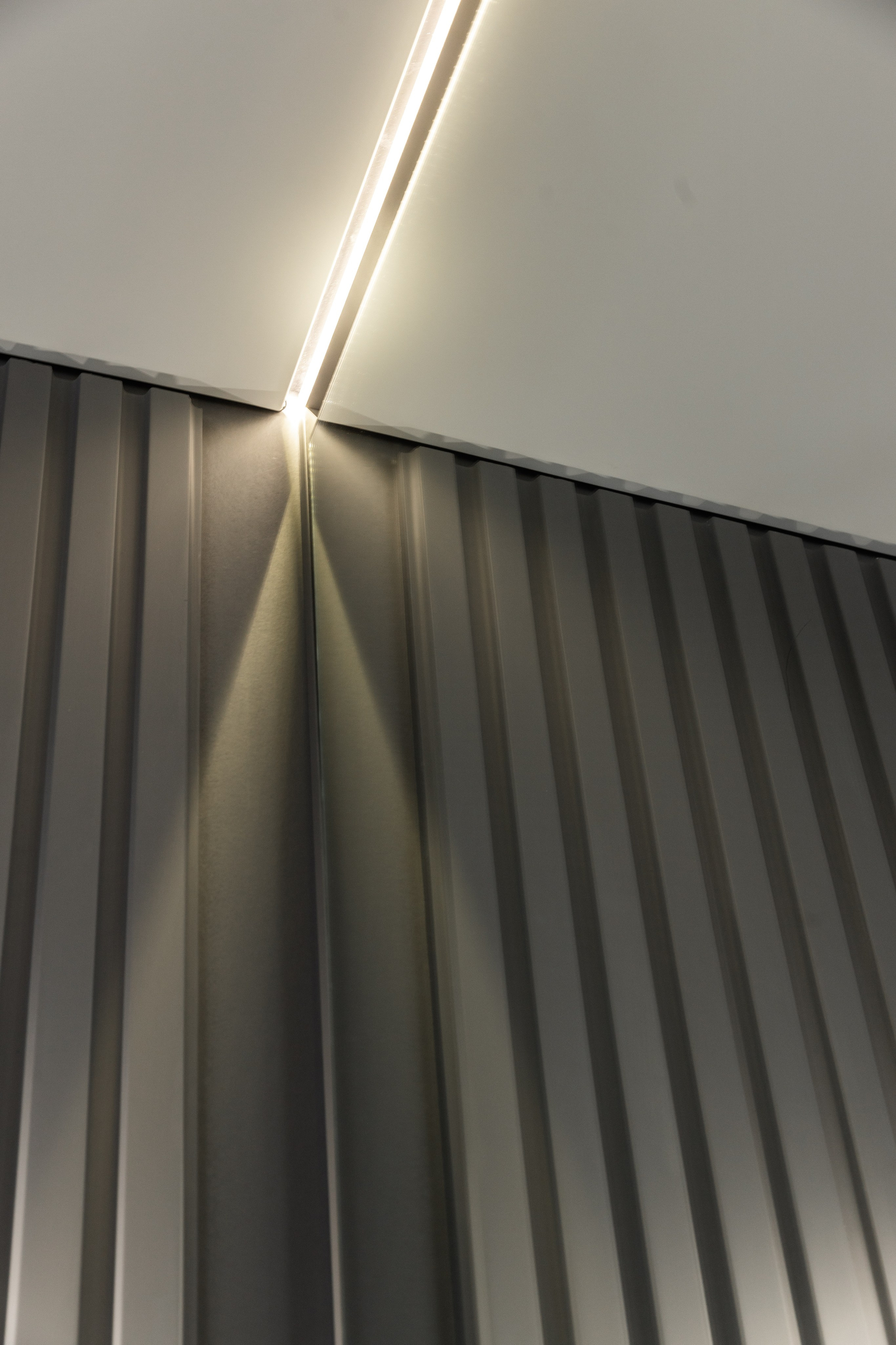 Мебель в прихожую на заказ в Томске | ЖК Левобережный Life Кандинского. ГУДРУМ — Мебель на заказ в Томске | Кухни | Шкафы | Стулья и Столы