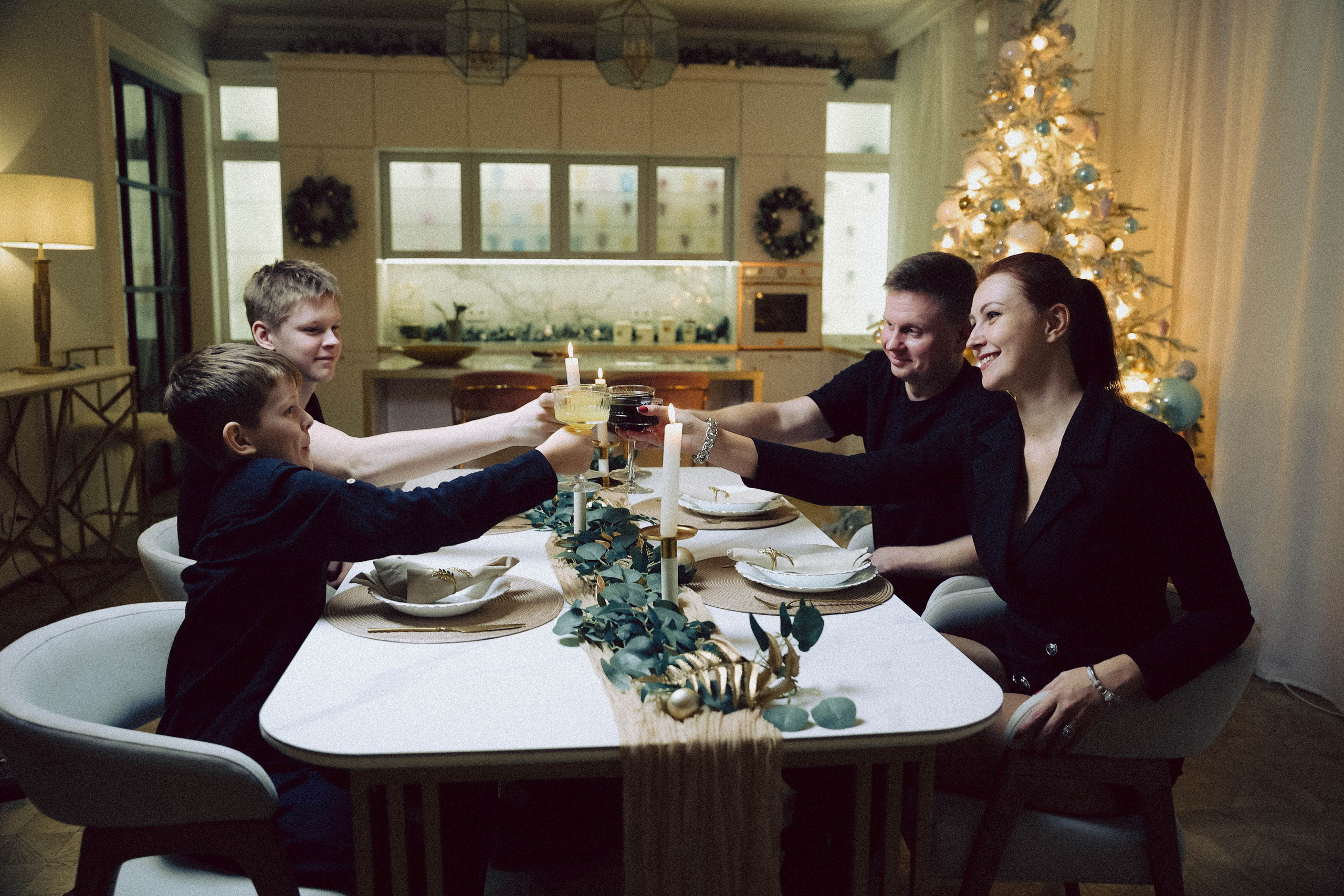 Новогодняя total black. Photographer in Moscow & everywhere in the World Alena Vyalova